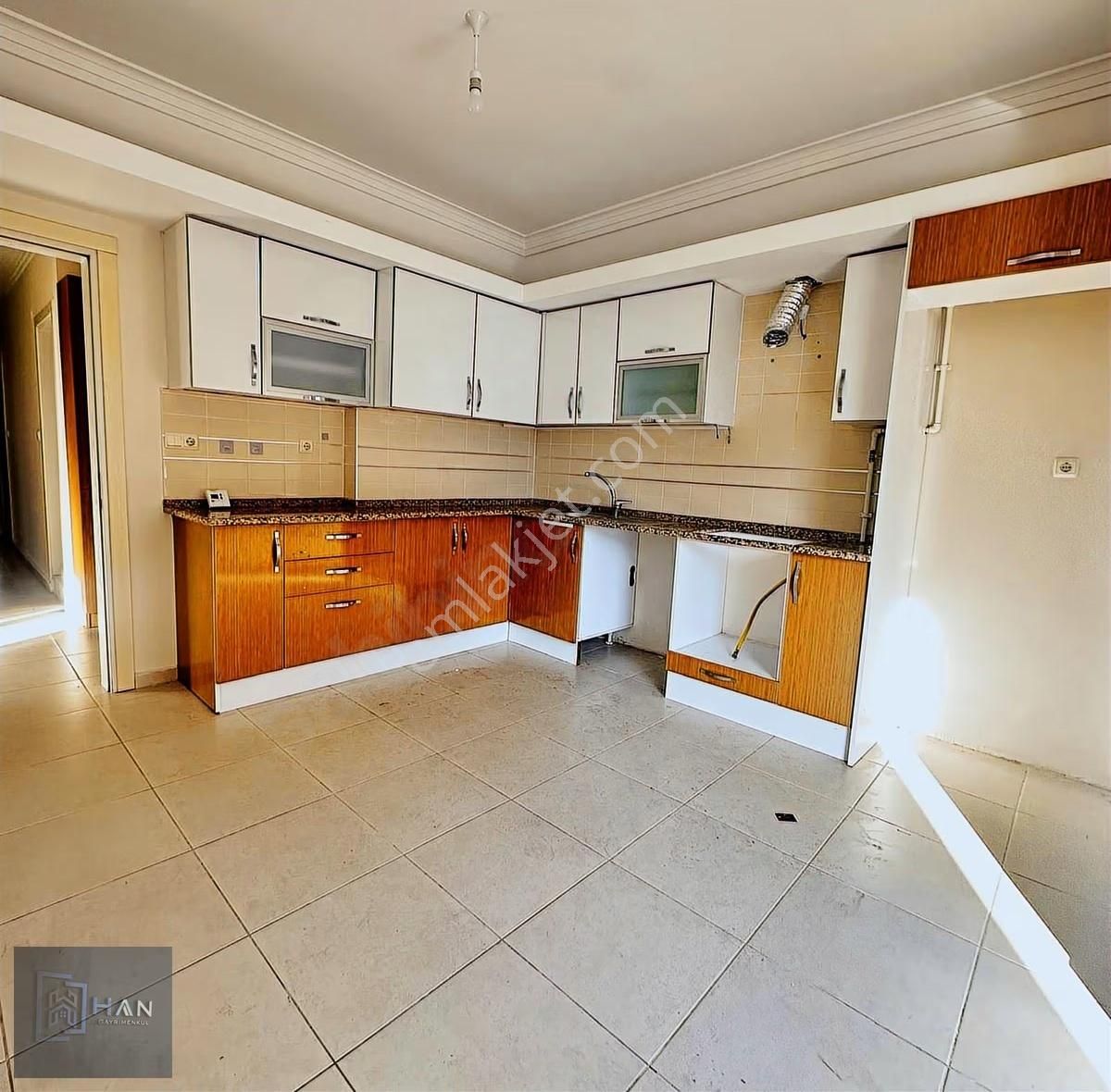 Zafer Mahallesinin Kalbinde Kiralık 3+1 Daire