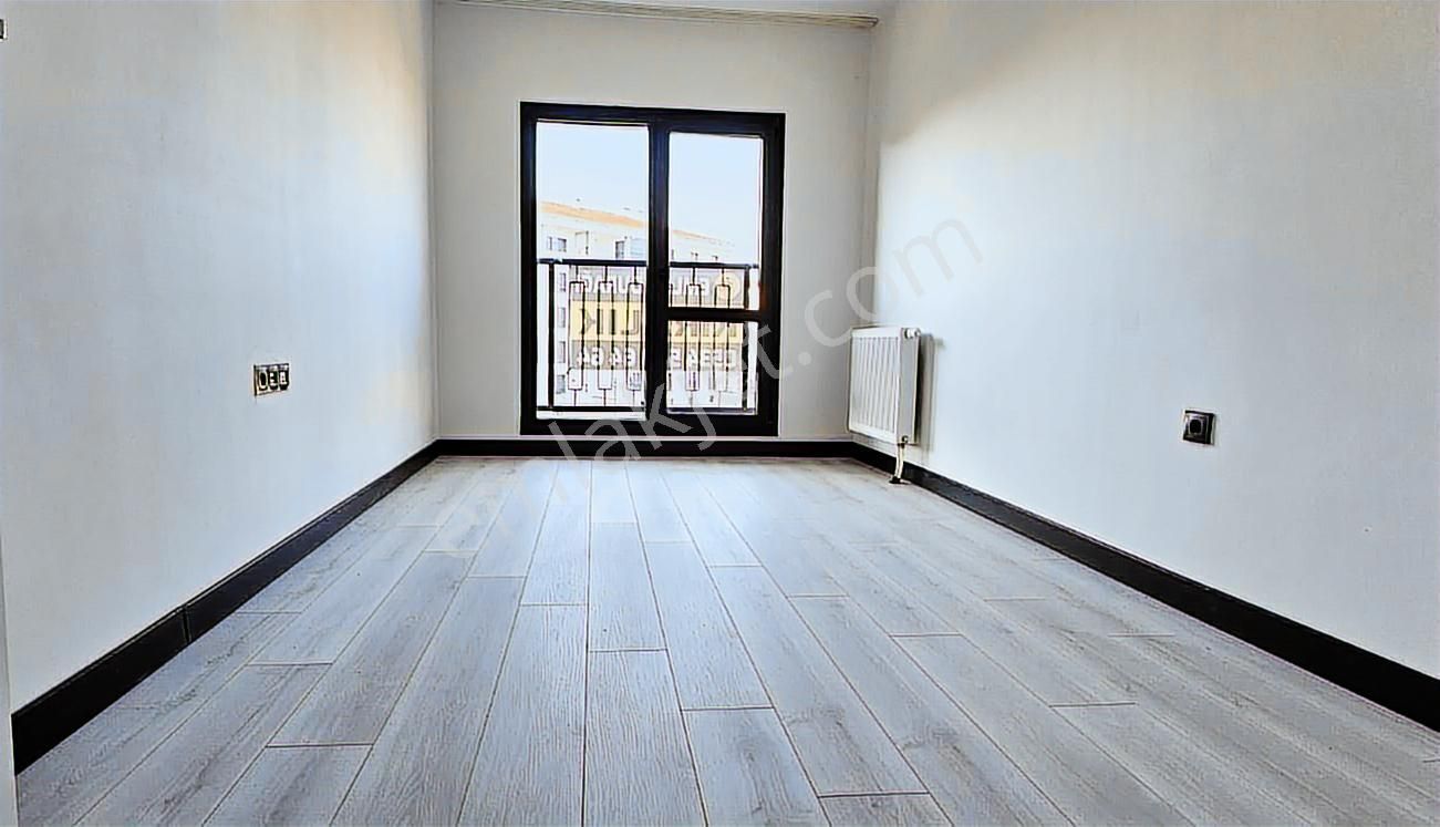 Aliağa 2. Etap Toki Konutları'nda 3+1 Ara Kat Kiralık Daire - Görsel 7