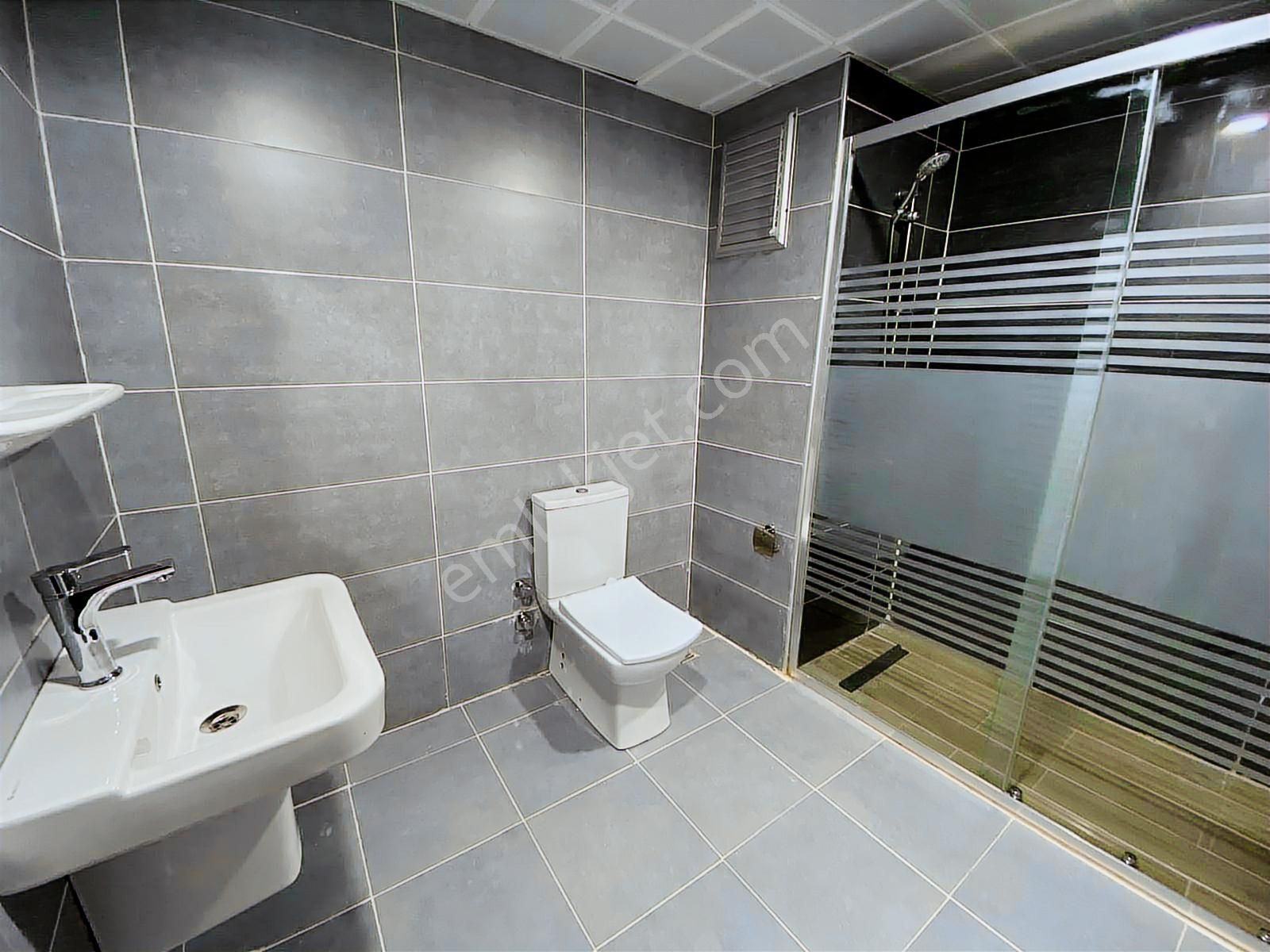 Aliağa 2. Etap Toki Konutları'nda 3+1 Ara Kat Kiralık Daire - Görsel 5