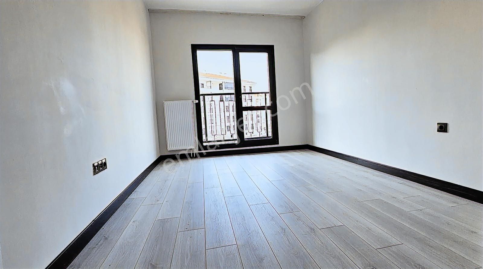 Aliağa 2. Etap Toki Konutları'nda 3+1 Ara Kat Kiralık Daire - Görsel 12