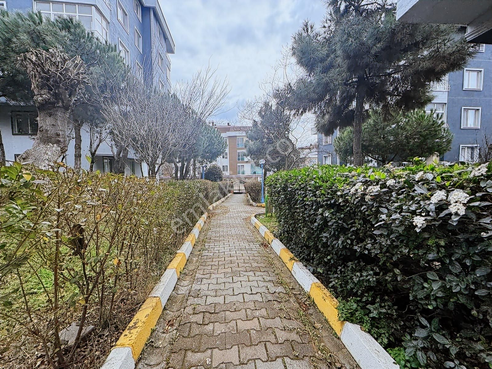 Beylikdüzü Kavaklı Da Kiralık 3+1 Ters Dublex Site İçinde Daire - Görsel 2