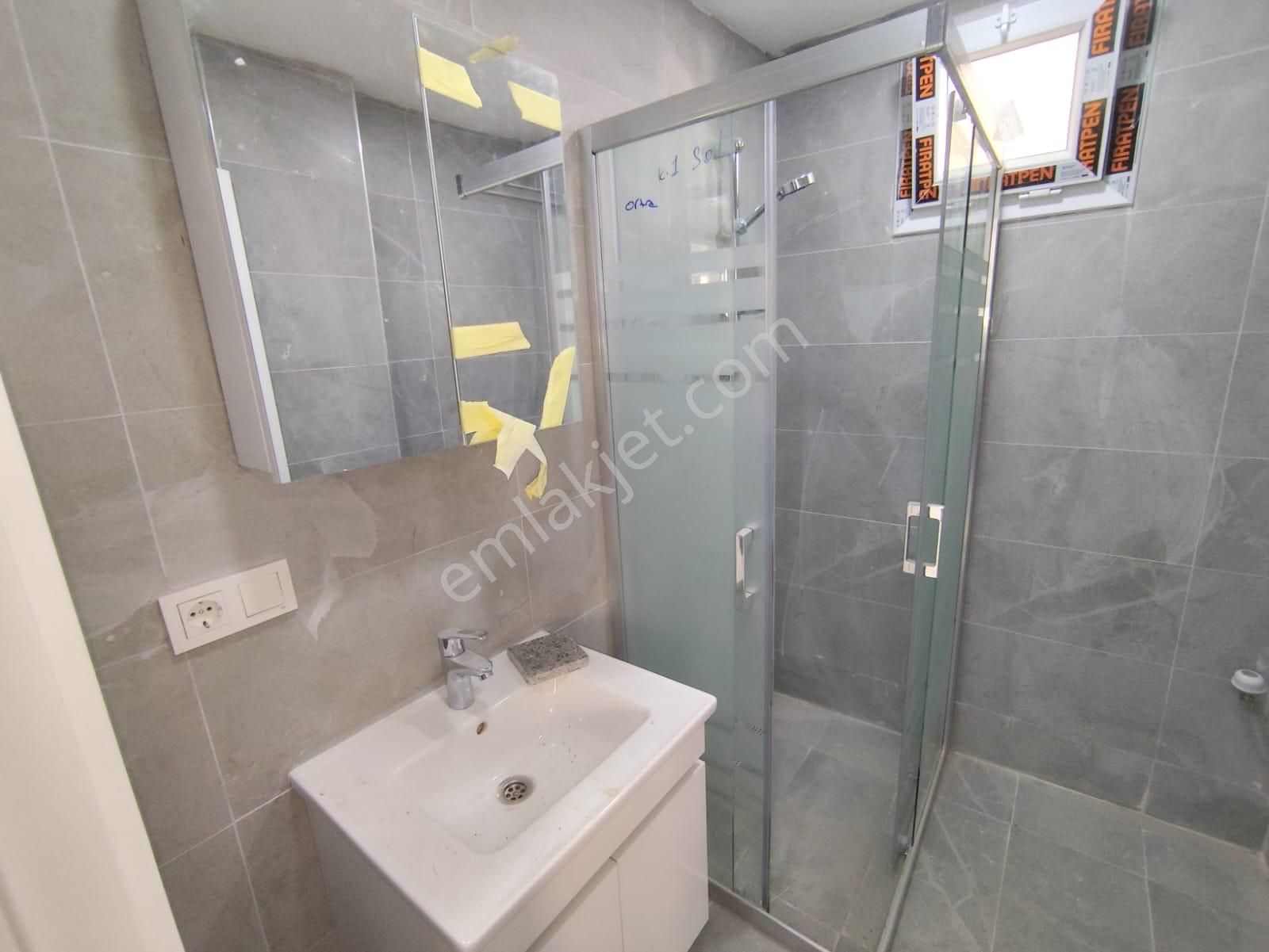 Azmir'den Kupa Yakını Satılık 1+1 Yüksek Giriş Daire For Sale - Görsel 12