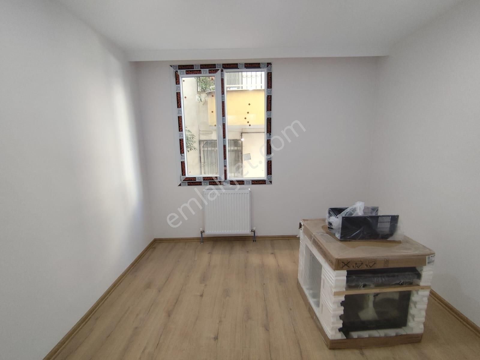 Azmir'den Kupa Yakını Satılık 1+1 Yüksek Giriş Daire For Sale - Görsel 13