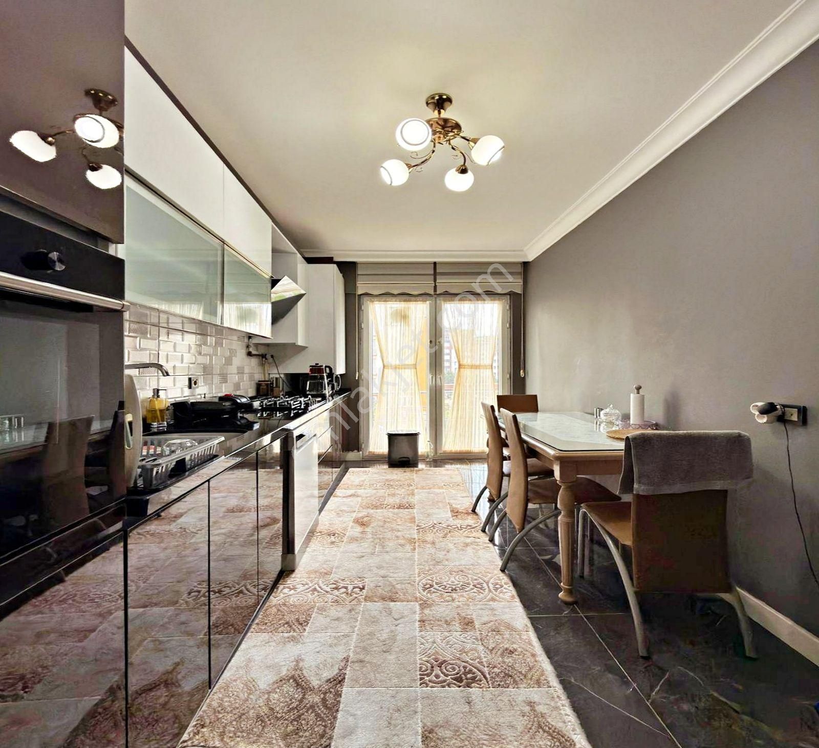 Adnan Kahveci Mahallesi Site İçi Full Dekorlu 3+1 Satılık Daire - Görsel 2