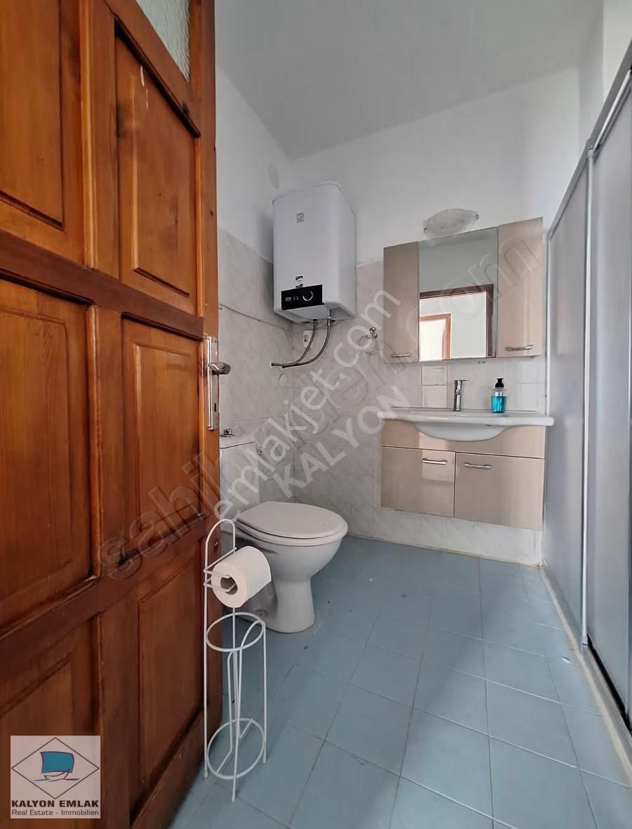 Kalyon Dan Çeşme Merkezde Bahçe Katı Eşyasız 1+1 Kiralık Daire - Görsel 27
