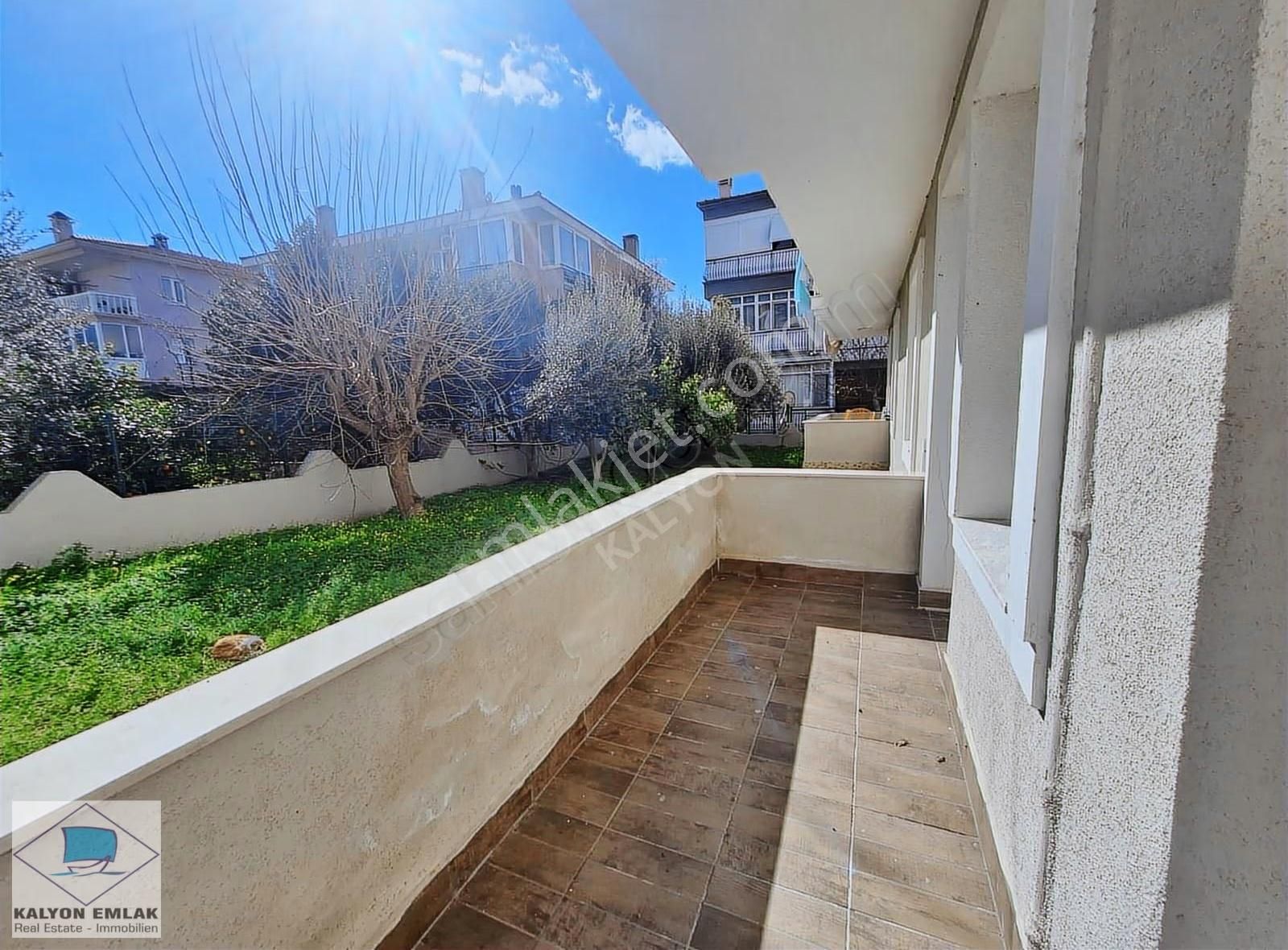 Kalyon Dan Çeşme Merkezde Bahçe Katı Eşyasız 1+1 Kiralık Daire - Görsel 23