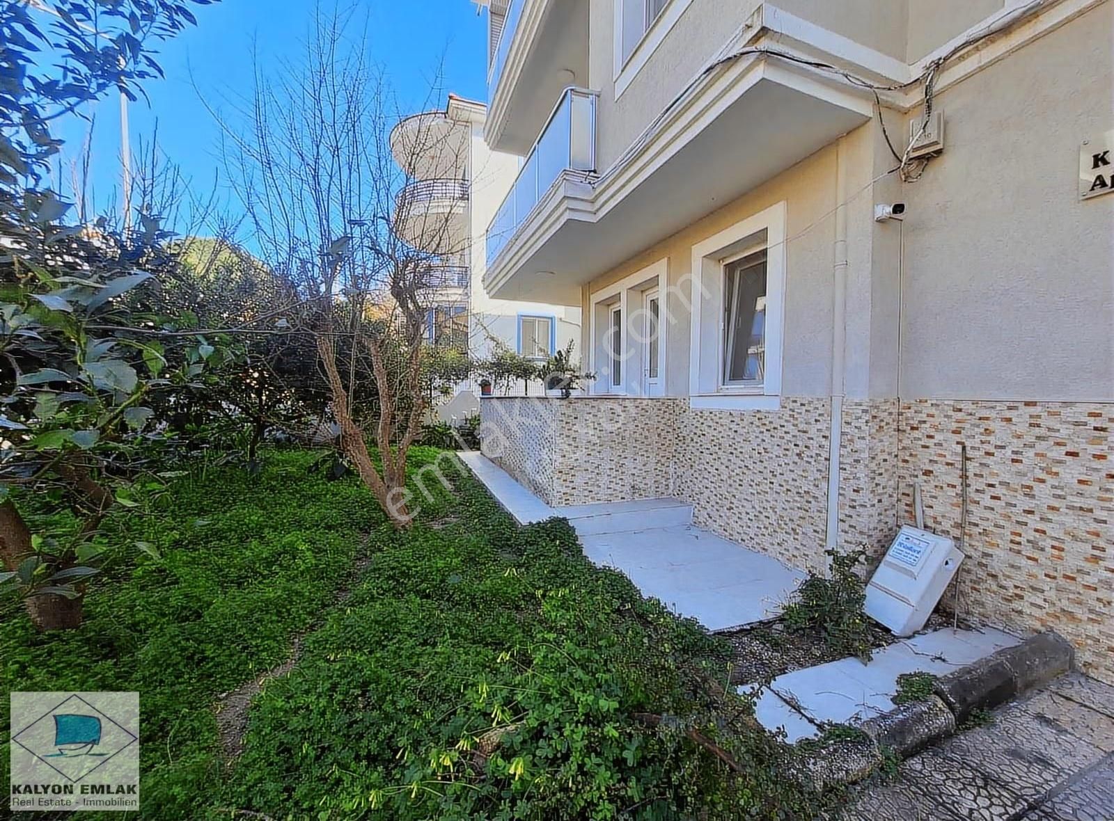 Kalyon Dan Çeşme Merkezde Bahçe Katı Eşyasız 1+1 Kiralık Daire - Görsel 15