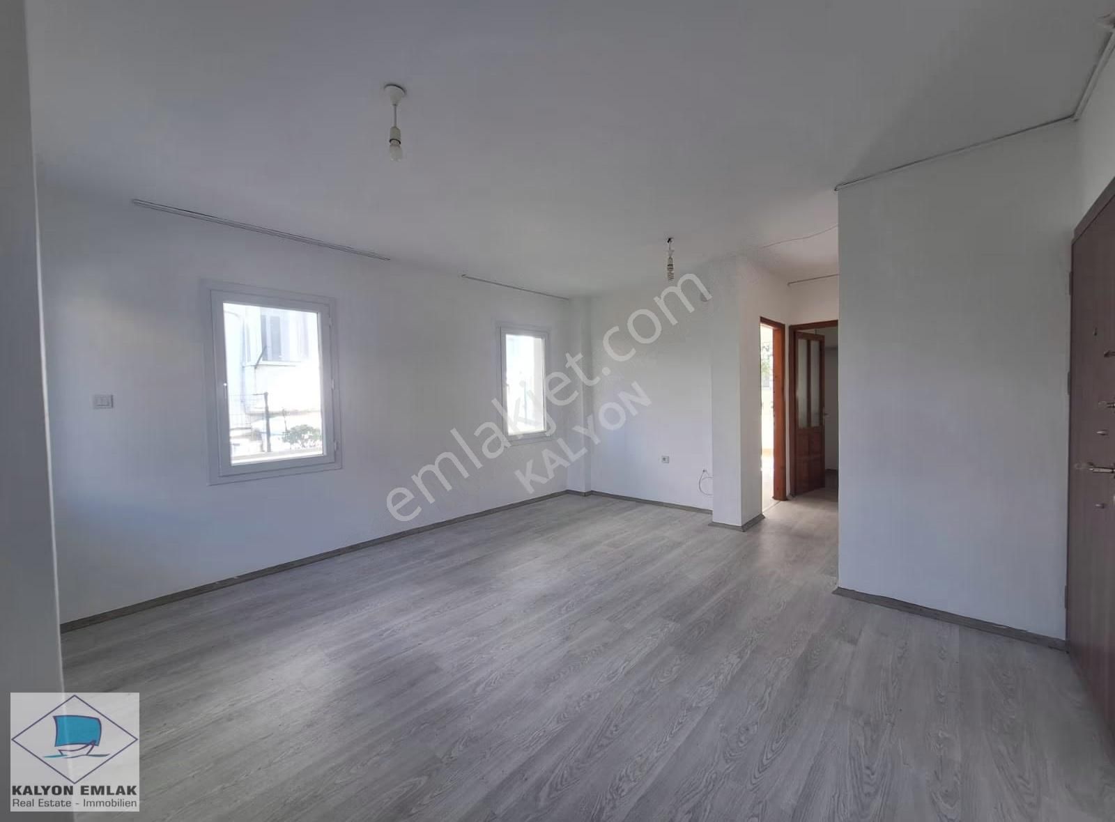 Kalyon Dan Çeşme Merkezde Bahçe Katı Eşyasız 1+1 Kiralık Daire - Görsel 34