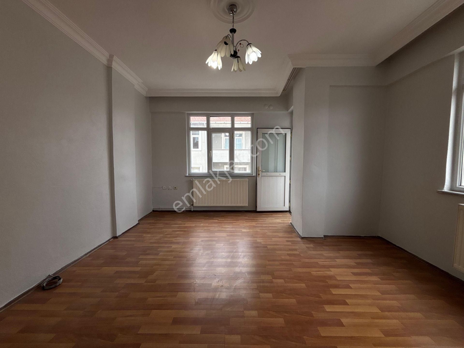 Belediye'nin Dibin'de 2+1 3 Balkon Kombili Fırsat Satılık Daire - Görsel 17