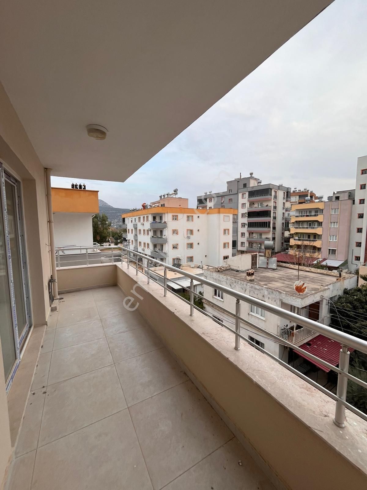 Silifke/gazi Mahallesi 3+1 Ebebyn Banyolu Satılık Daire - Görsel 14