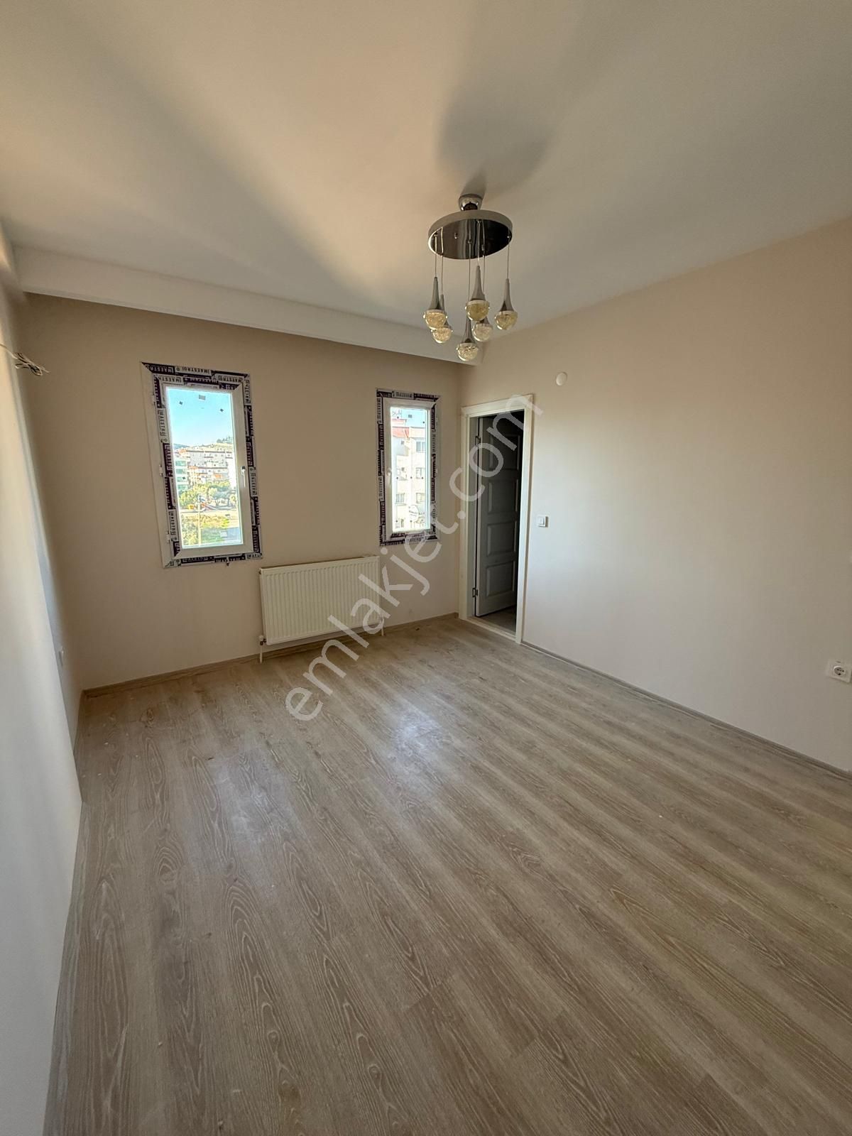 Silifke/gazi Mahallesi 3+1 Ebebyn Banyolu Satılık Daire - Görsel 10