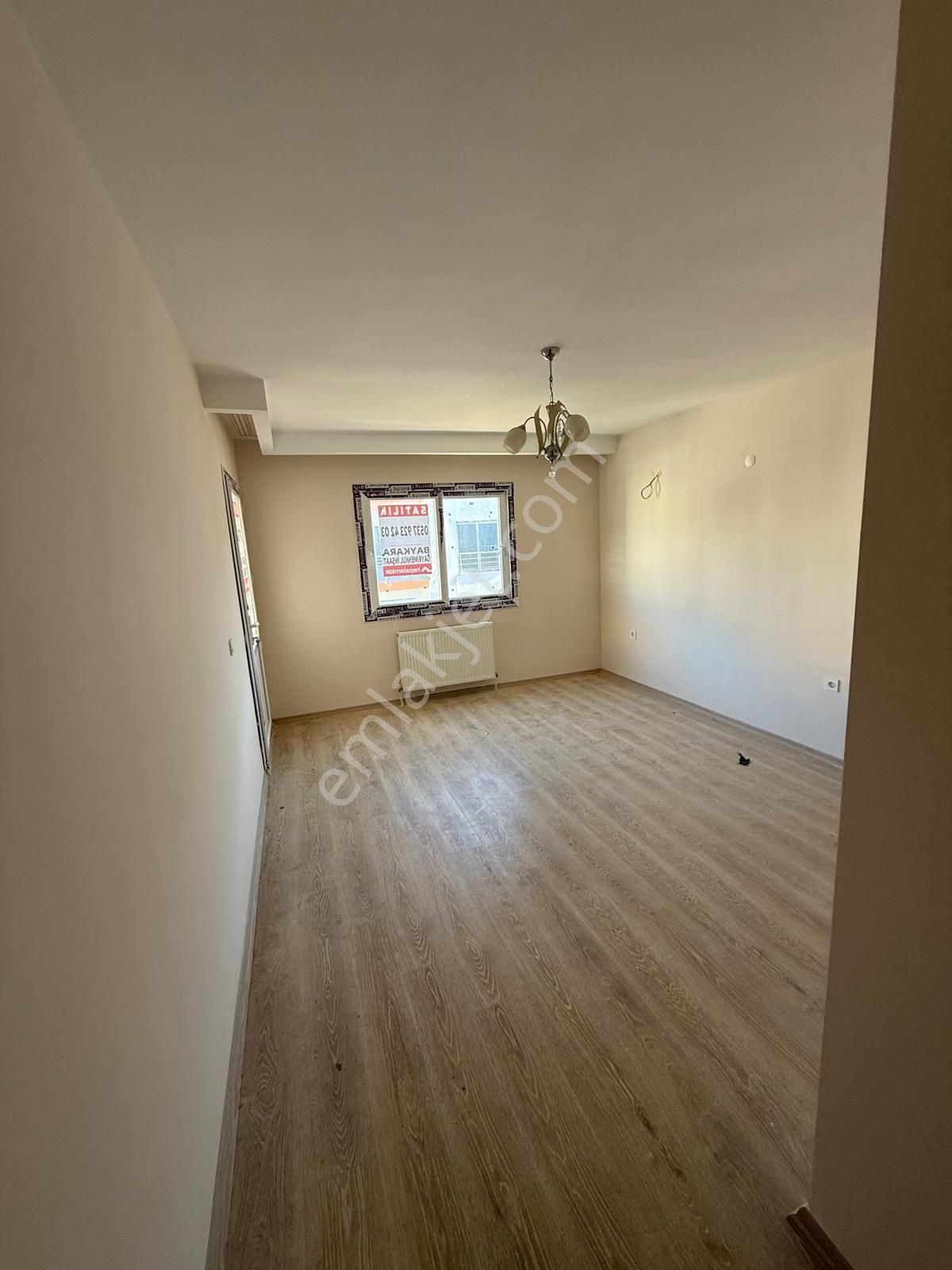 Silifke/gazi Mahallesi 3+1 Ebebyn Banyolu Satılık Daire - Görsel 7