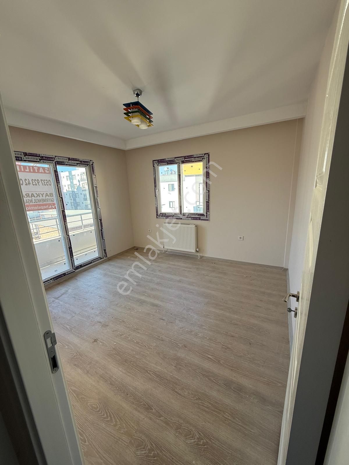 Silifke/gazi Mahallesi 3+1 Ebebyn Banyolu Satılık Daire - Görsel 9