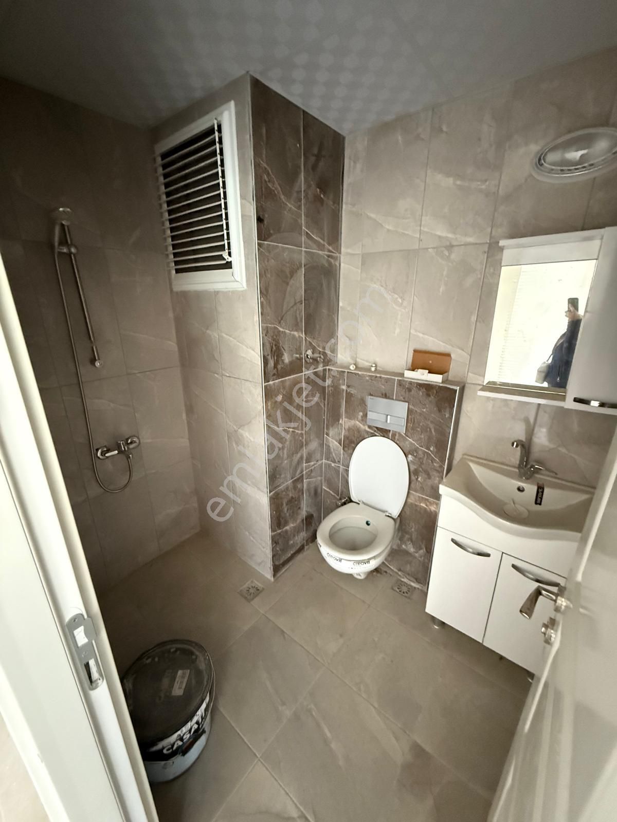 Silifke/gazi Mahallesi 3+1 Ebebyn Banyolu Satılık Daire - Görsel 12