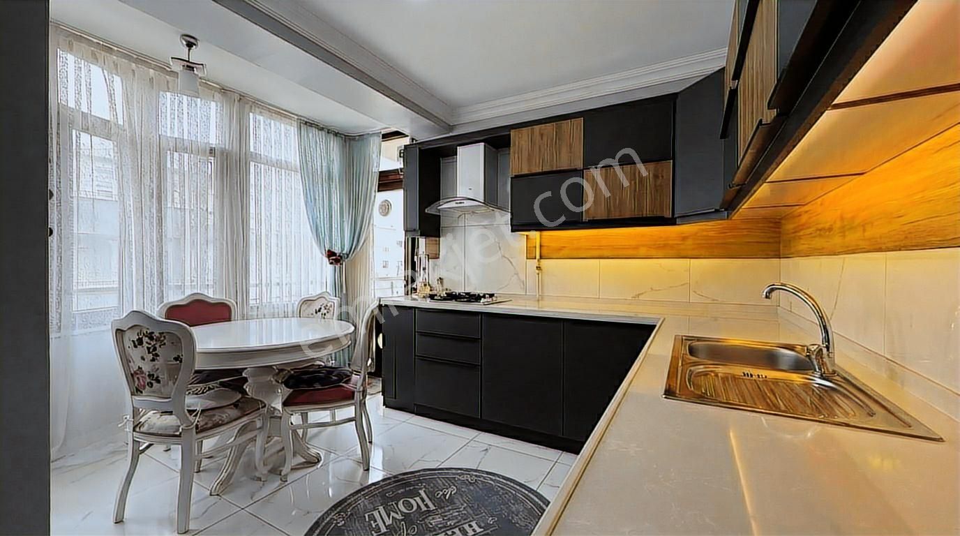 Başiskele Pınar Caddesi Üzerinde Satılık 4+1 Dubleks Daire - Görsel 7