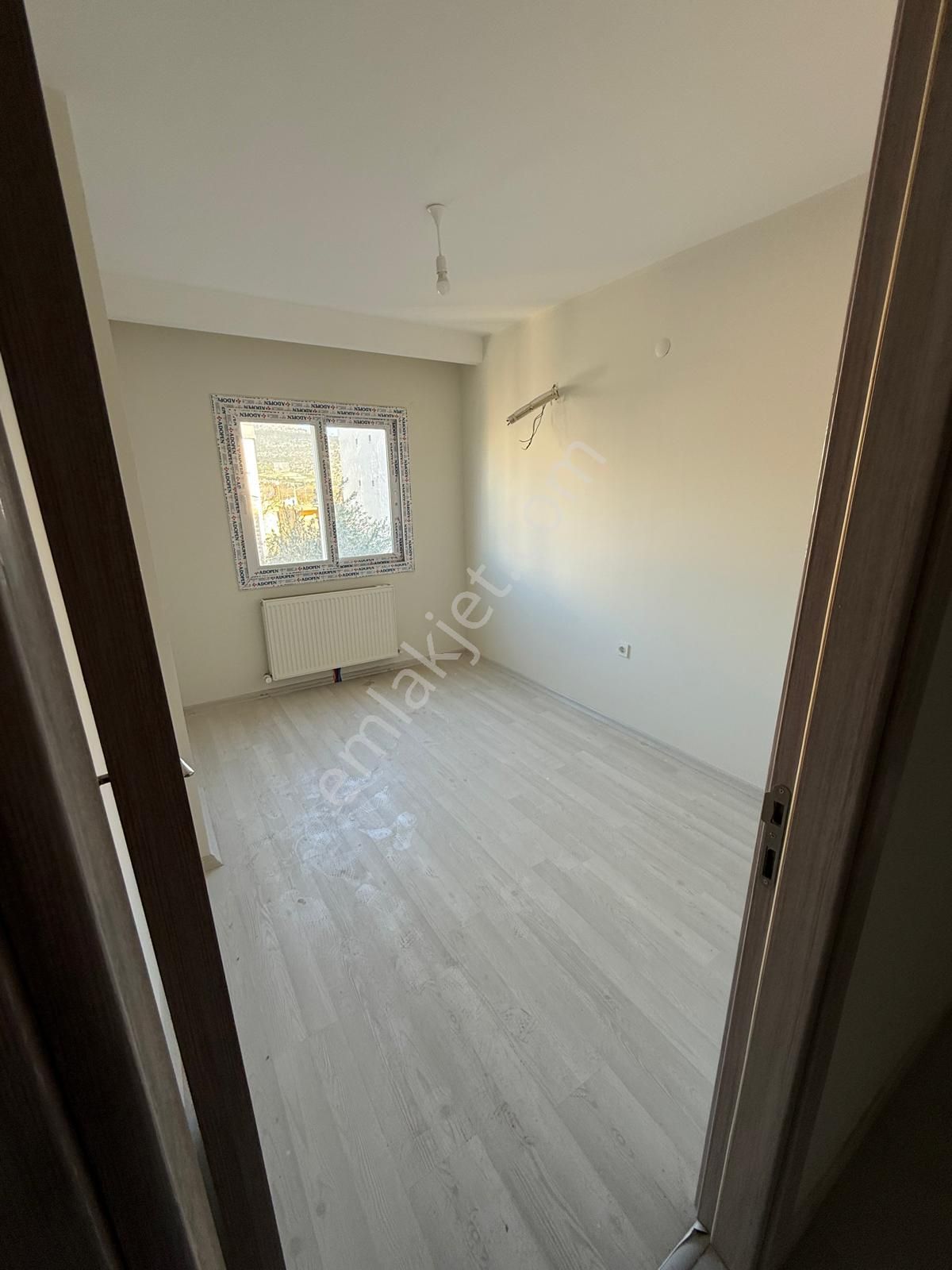 Silifke/gazi Mahallesi 3+1 Satılık Daire - Görsel 10