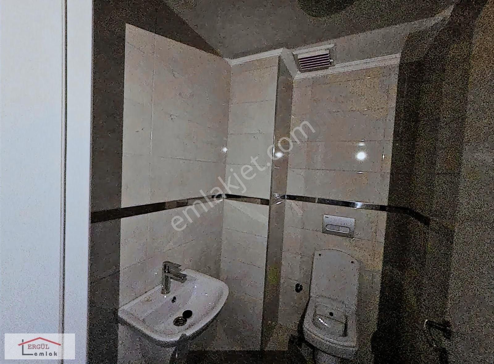 Gölpark Evlerinde Göl Manzarali Lüks Daire - Görsel 35