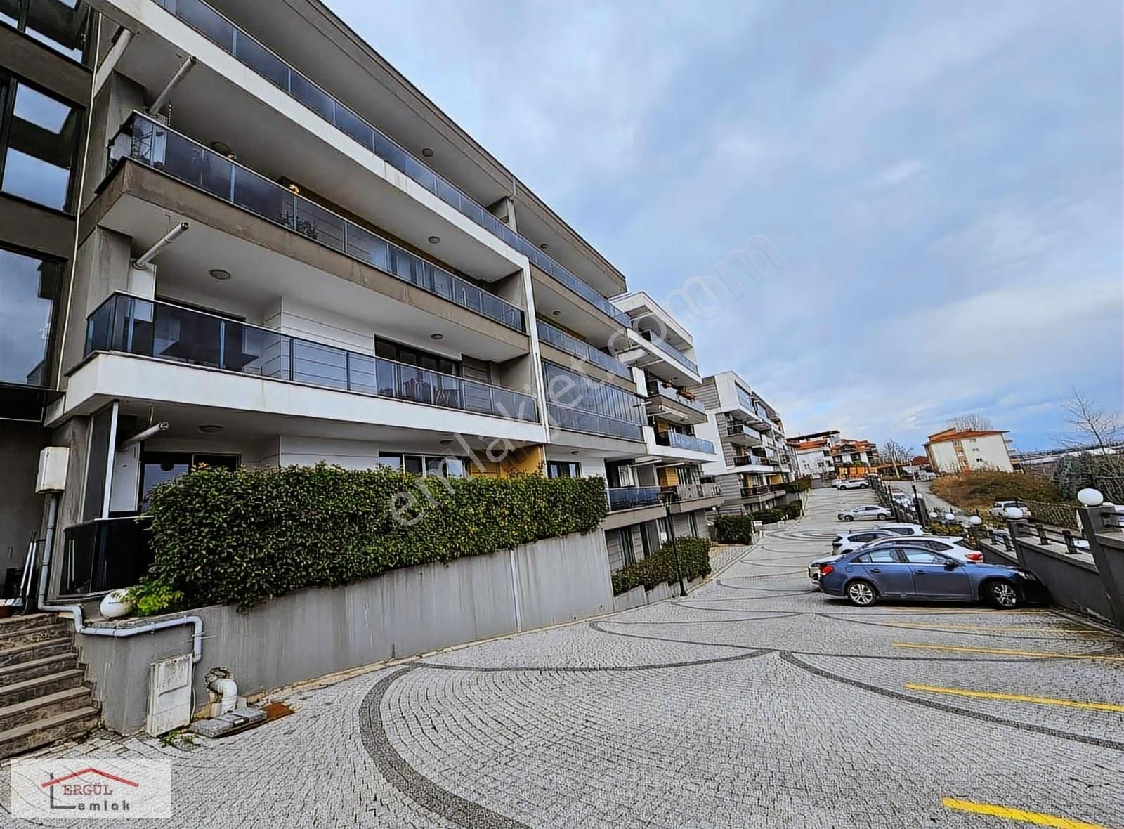 Gölpark Evlerinde Göl Manzarali Lüks Daire - Görsel 19