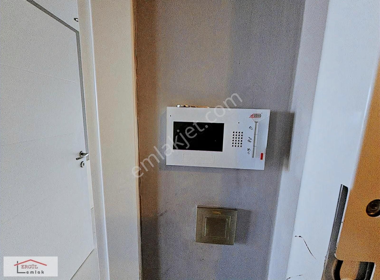 Gölpark Evlerinde Göl Manzarali Lüks Daire - Görsel 18