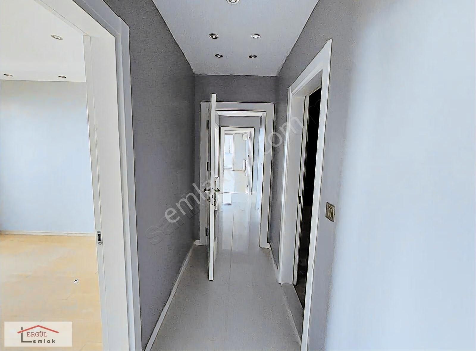 Gölpark Evlerinde Göl Manzarali Lüks Daire - Görsel 7