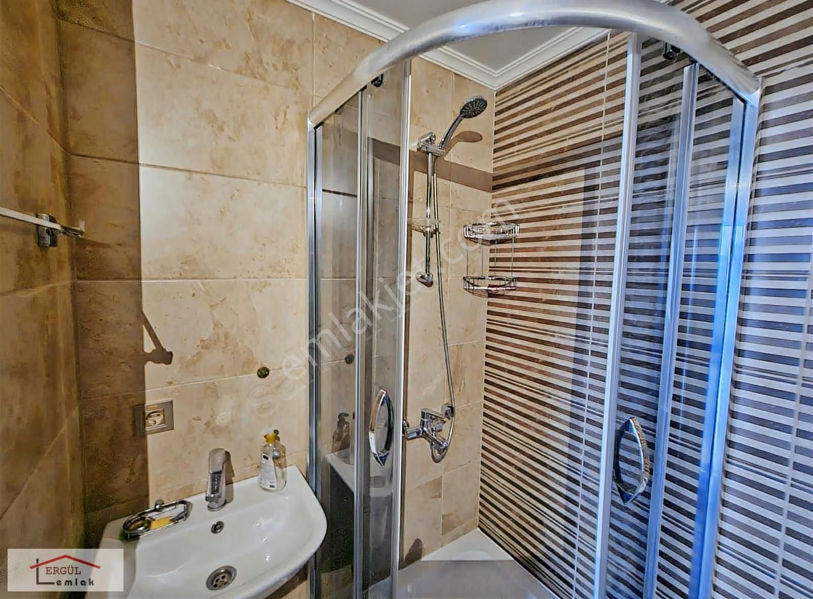 Gölpark Evlerinde Göl Manzarali Lüks Daire - Görsel 5