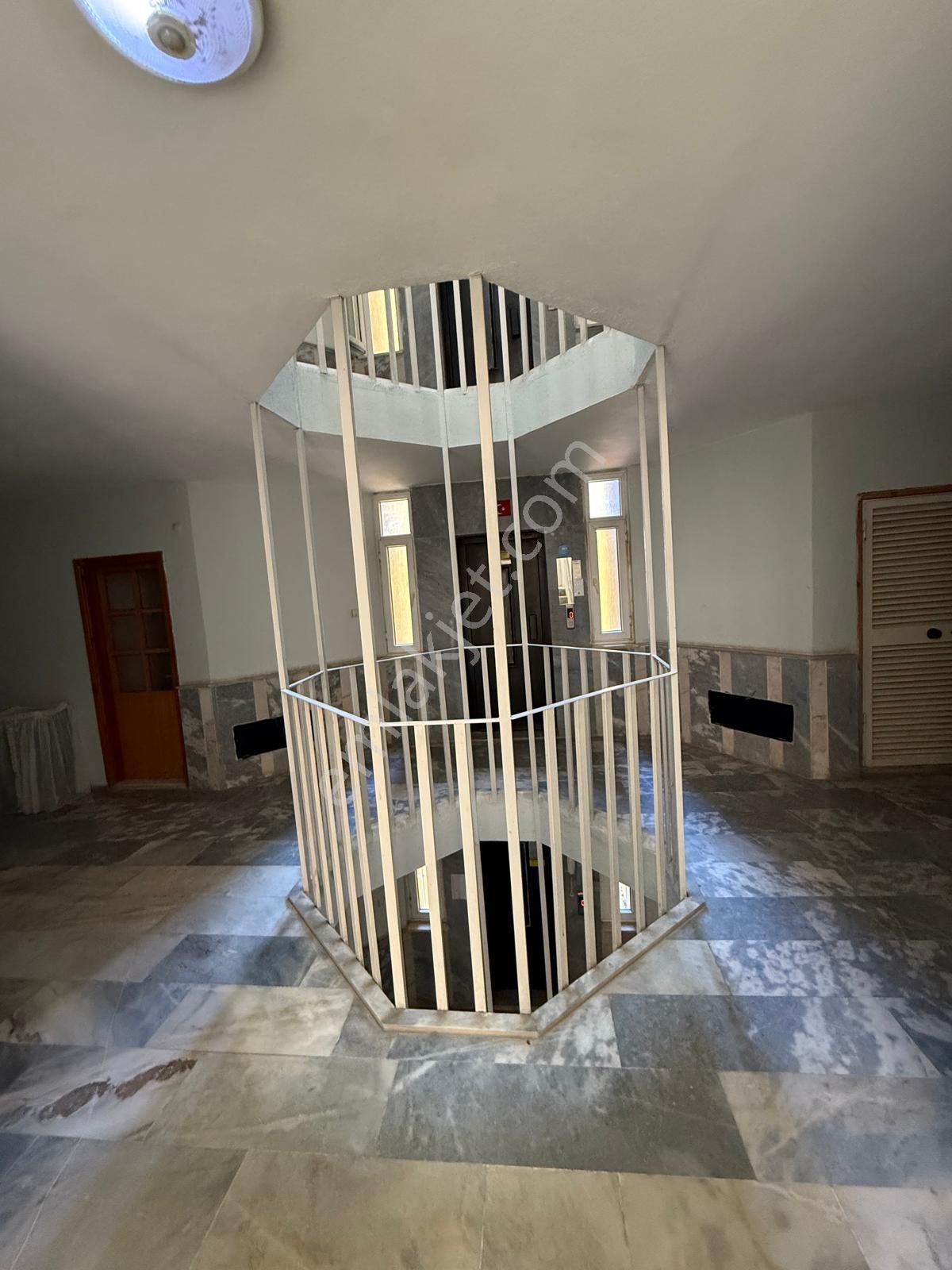 Silifke/gazi Mahallesi 3+1 Eşyalı Kiracılı Satılık Daire - Görsel 12