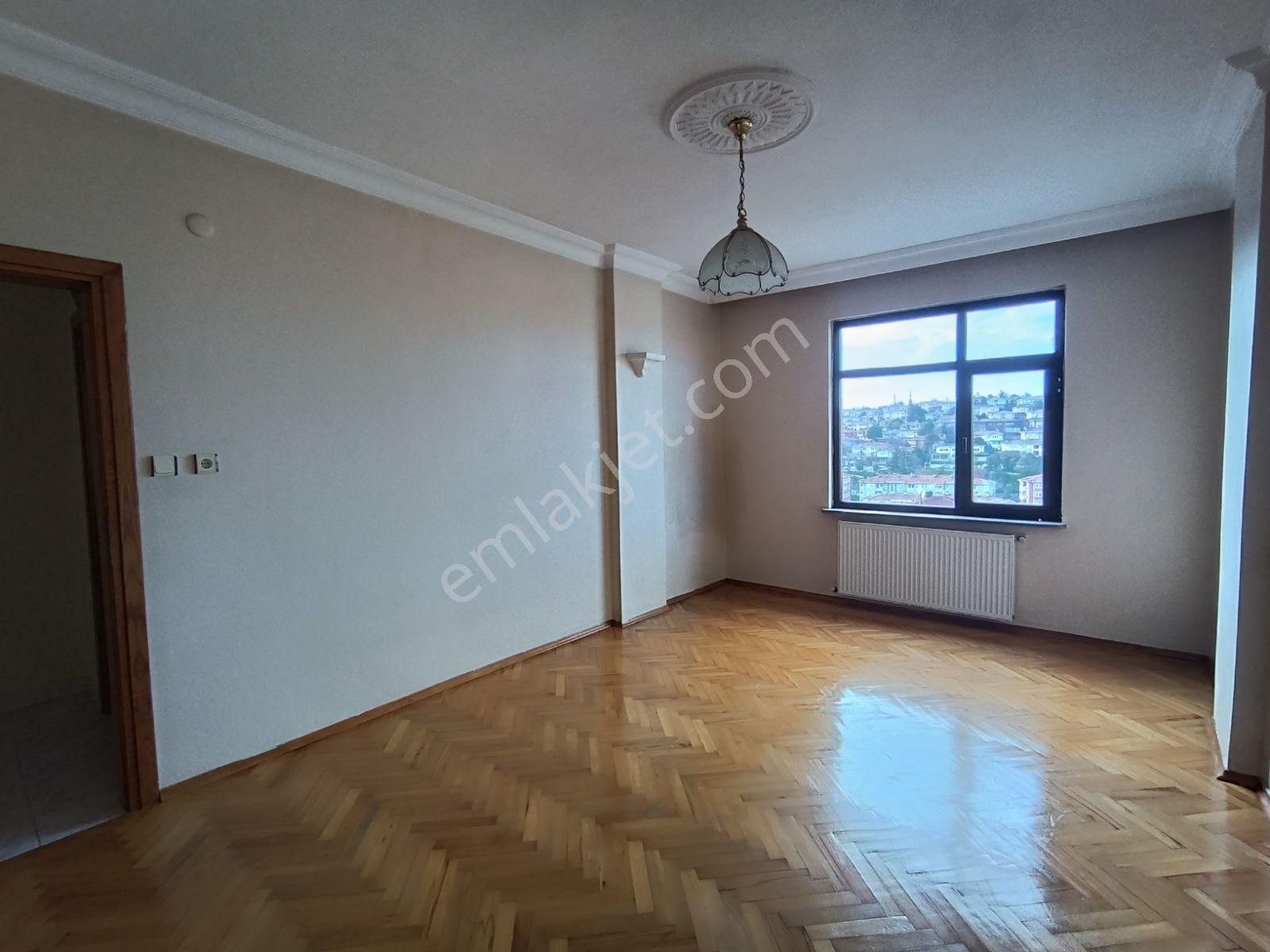 Üsküdar Yavuztürk Mahallesi 3+1 Kiralık Daire (130)m2 - Görsel 18