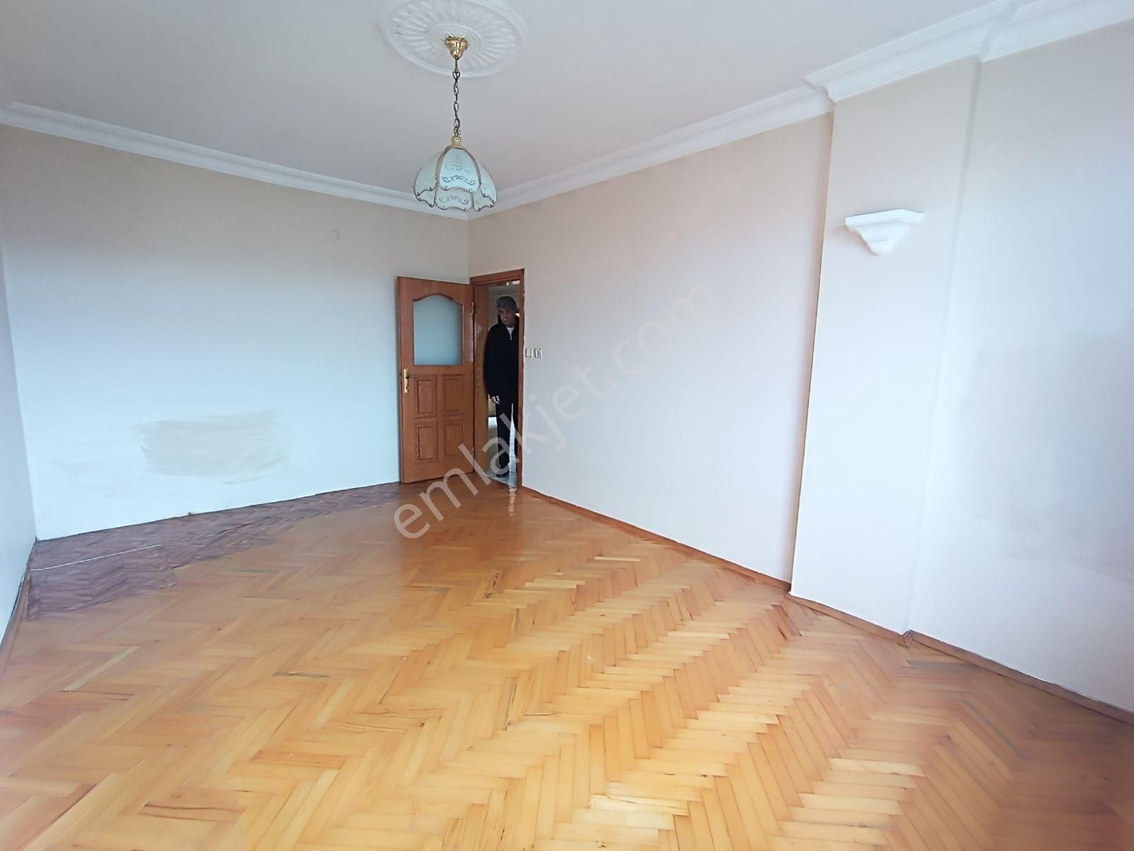 Üsküdar Yavuztürk Mahallesi 3+1 Kiralık Daire (130)m2 - Görsel 20