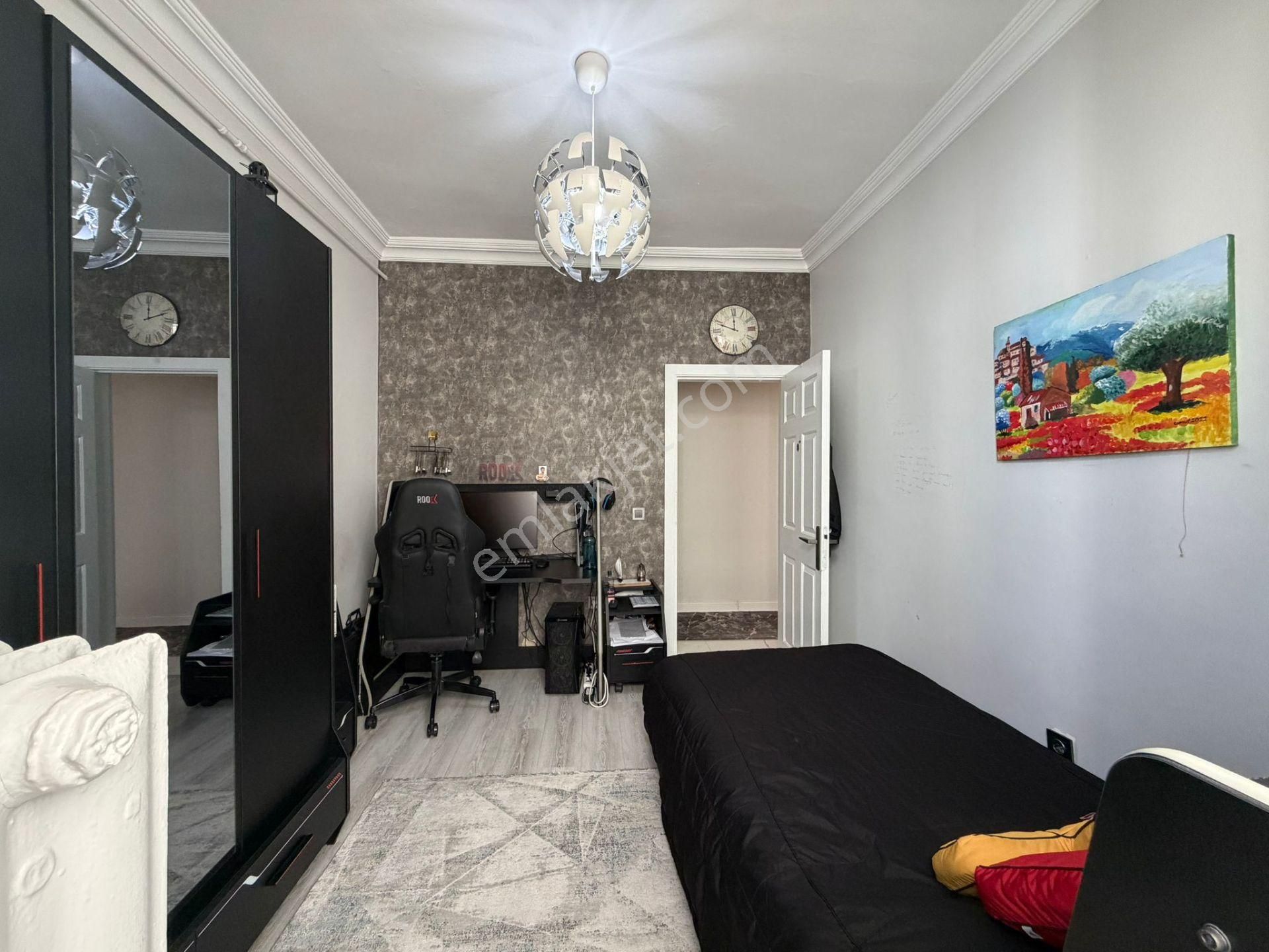 Çankaya Kennedy Caddesi'nde Yenilenmiş Kullanışlı 3+1 Satılık - Görsel 24