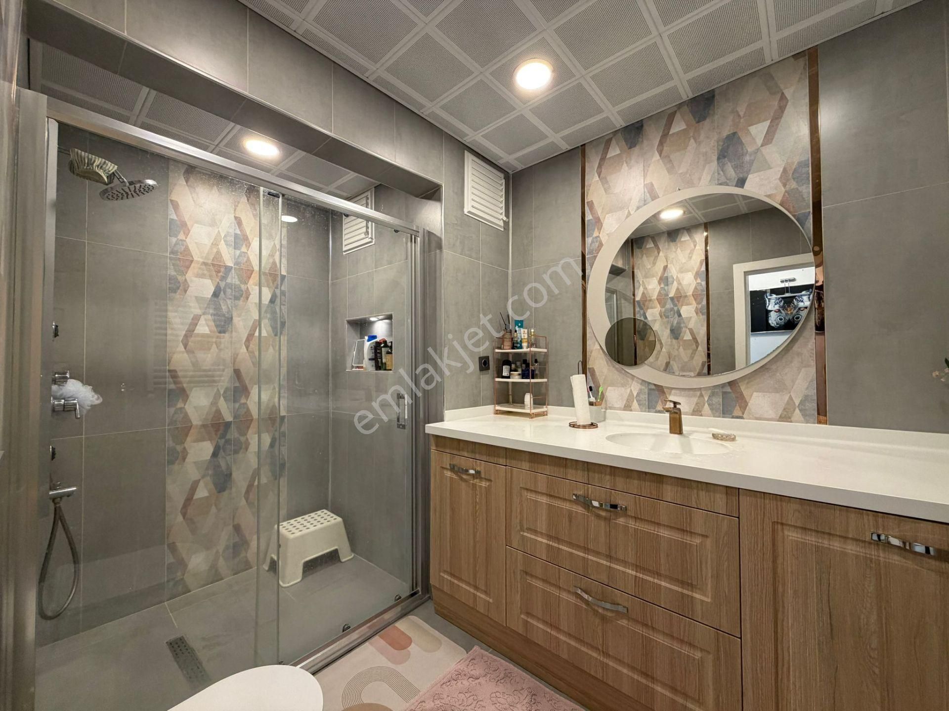 Çankaya Kennedy Caddesi'nde Yenilenmiş Kullanışlı 3+1 Satılık - Görsel 29