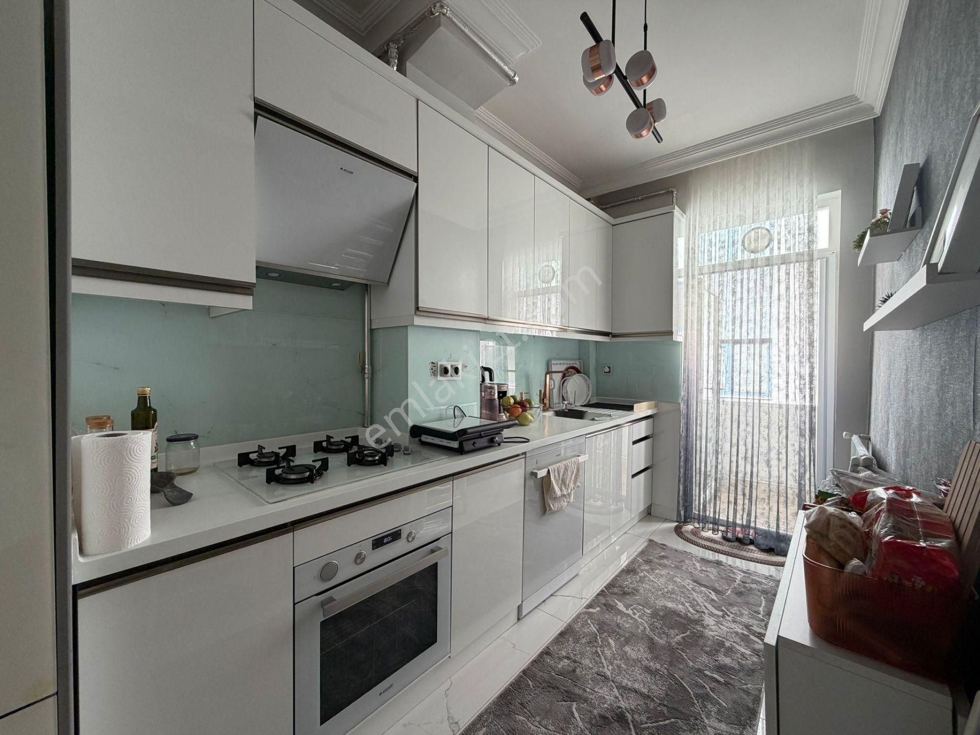 Çankaya Kennedy Caddesi'nde Yenilenmiş Kullanışlı 3+1 Satılık - Görsel 14