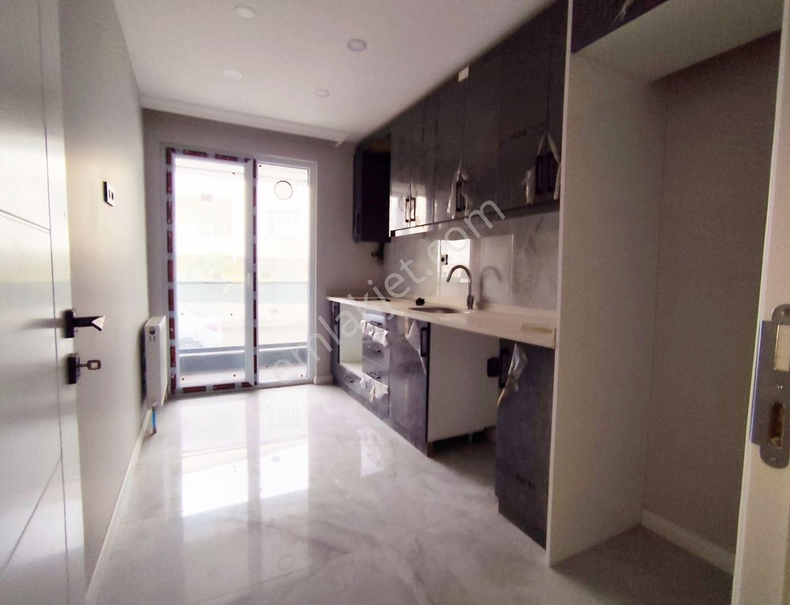 Mertcan Dan Kartal Metroya Yürüme 2+1 Balkonlu - İskanlı Lüks Daire - Görsel 12