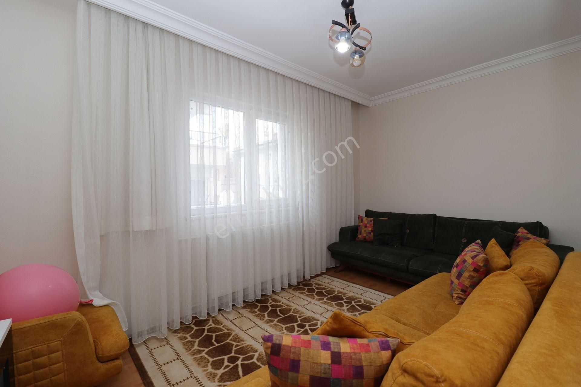 Akif'ten Elvankent Topçu'da Arakat Ön Cephe Full+full Yapılı 3+1 Satılık Daire - Görsel 13