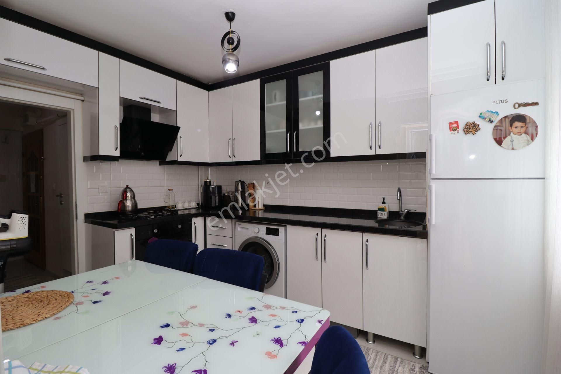 Akif'ten Elvankent Topçu'da Arakat Ön Cephe Full+full Yapılı 3+1 Satılık Daire - Görsel 4