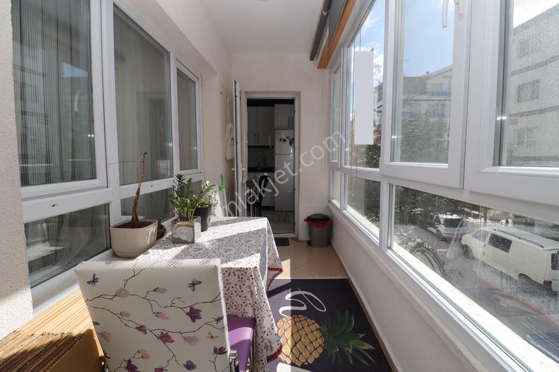 Akif'ten Elvankent Topçu'da Arakat Ön Cephe Full+full Yapılı 3+1 Satılık Daire - Görsel 7