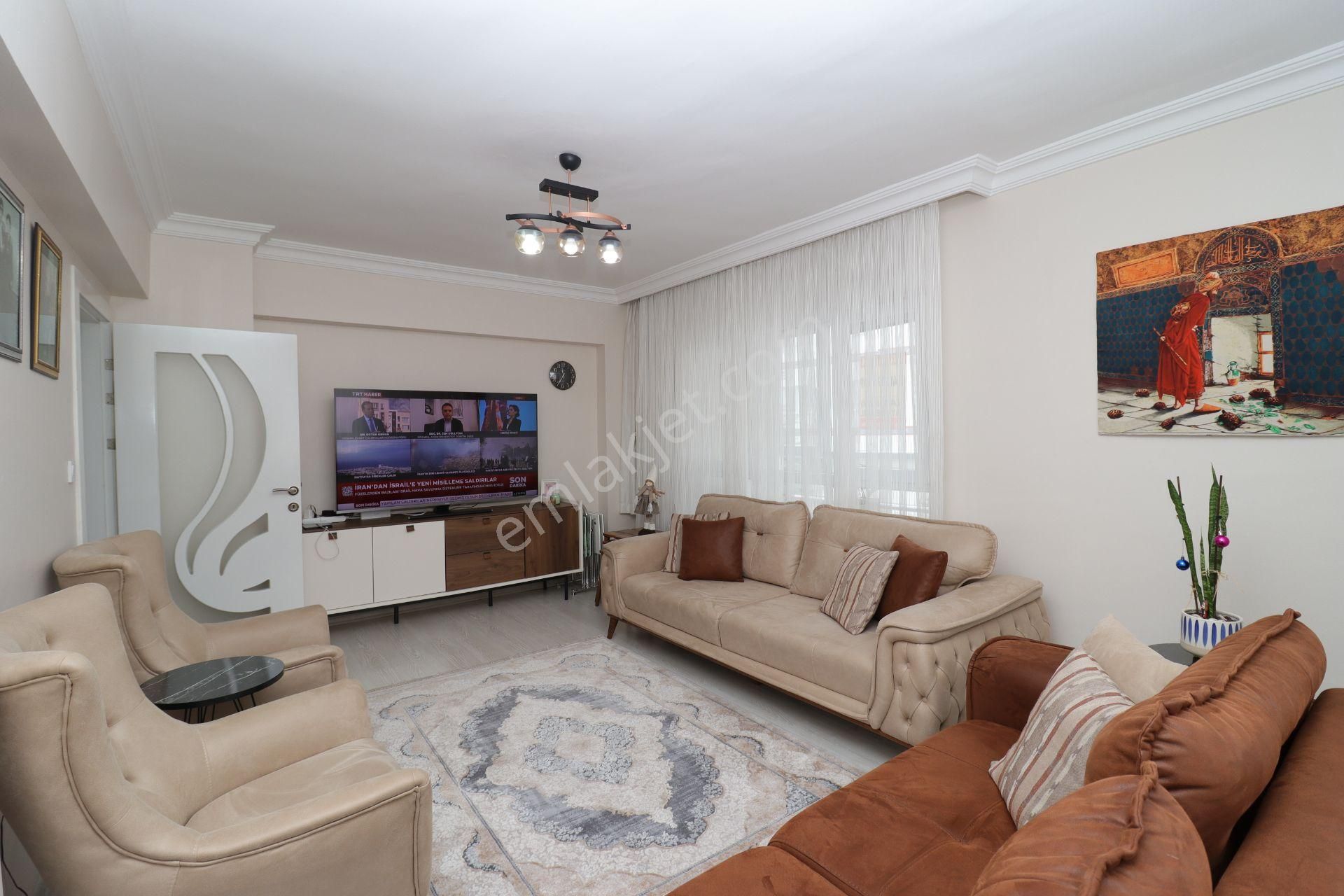 Akif'ten Elvankent Topçu'da Arakat Ön Cephe Full+full Yapılı 3+1 Satılık Daire - Görsel 9