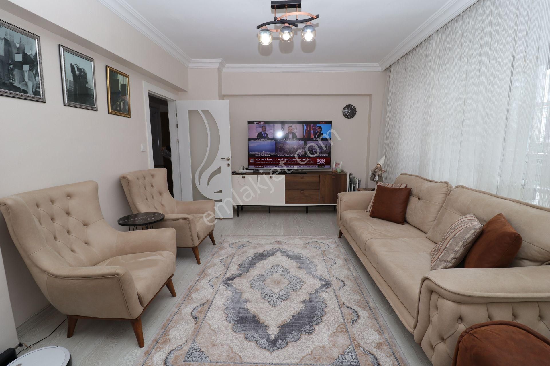 Akif'ten Elvankent Topçu'da Arakat Ön Cephe Full+full Yapılı 3+1 Satılık Daire - Görsel 10