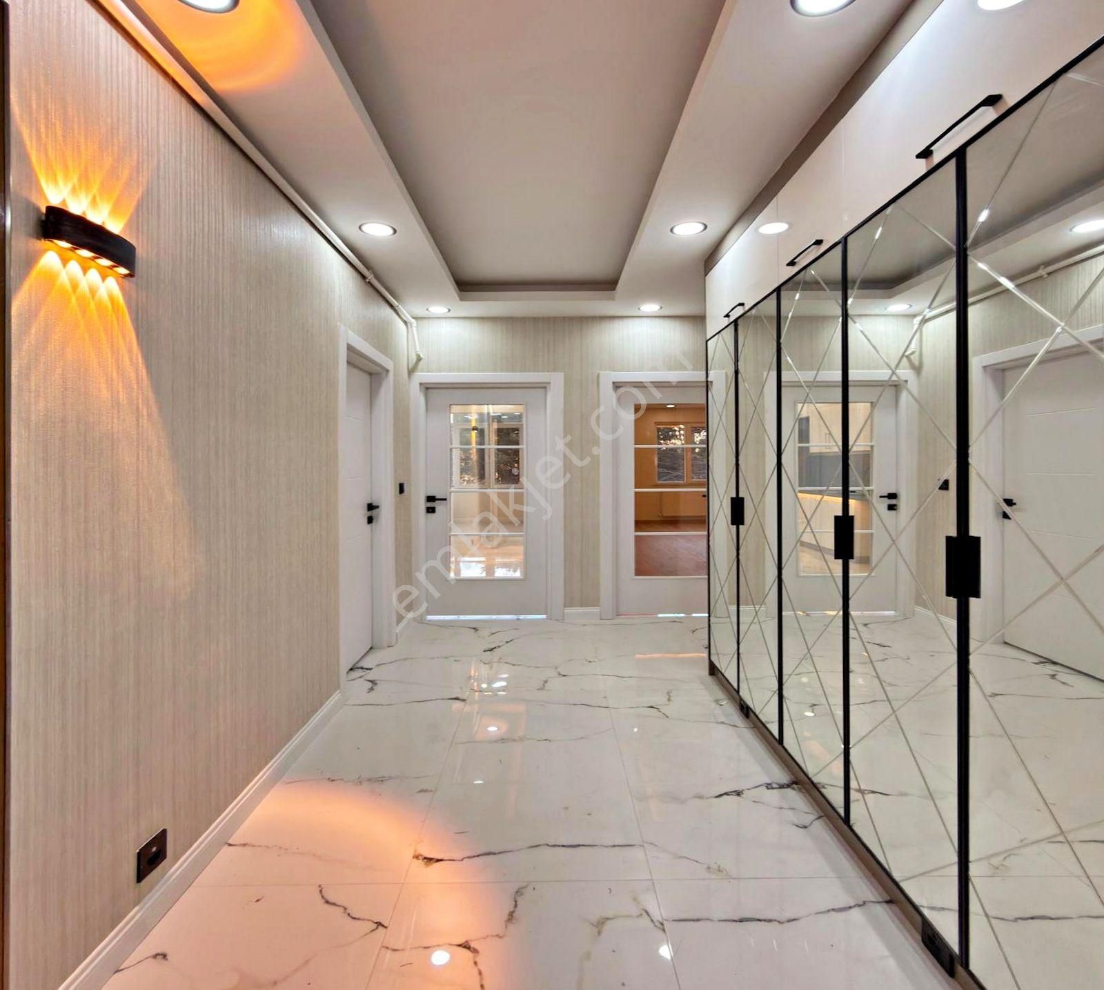 Barış Mahallesi Çamlık Manzaralı Full Dekorlu 3+1 Satılık Daire - Görsel 32