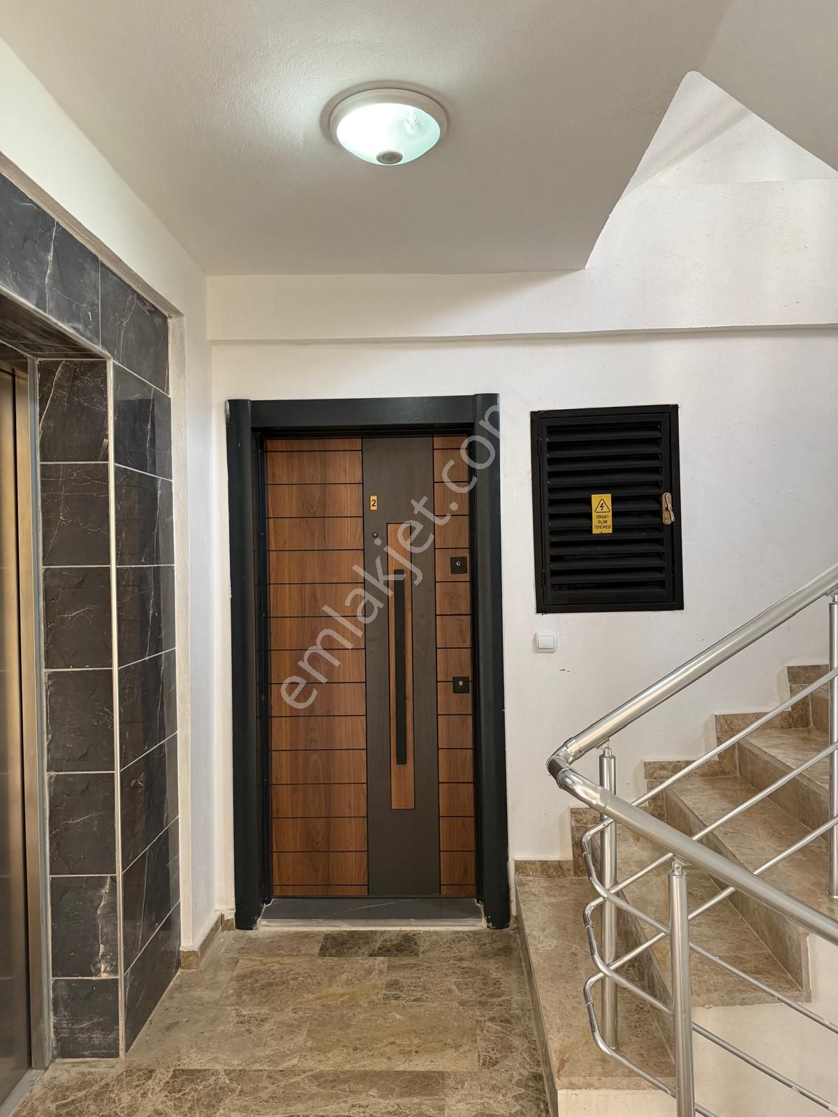 Silifke/gazi Mahallesi 1+1 Eşyalı Kiracılı Satılık Daire - Görsel 2