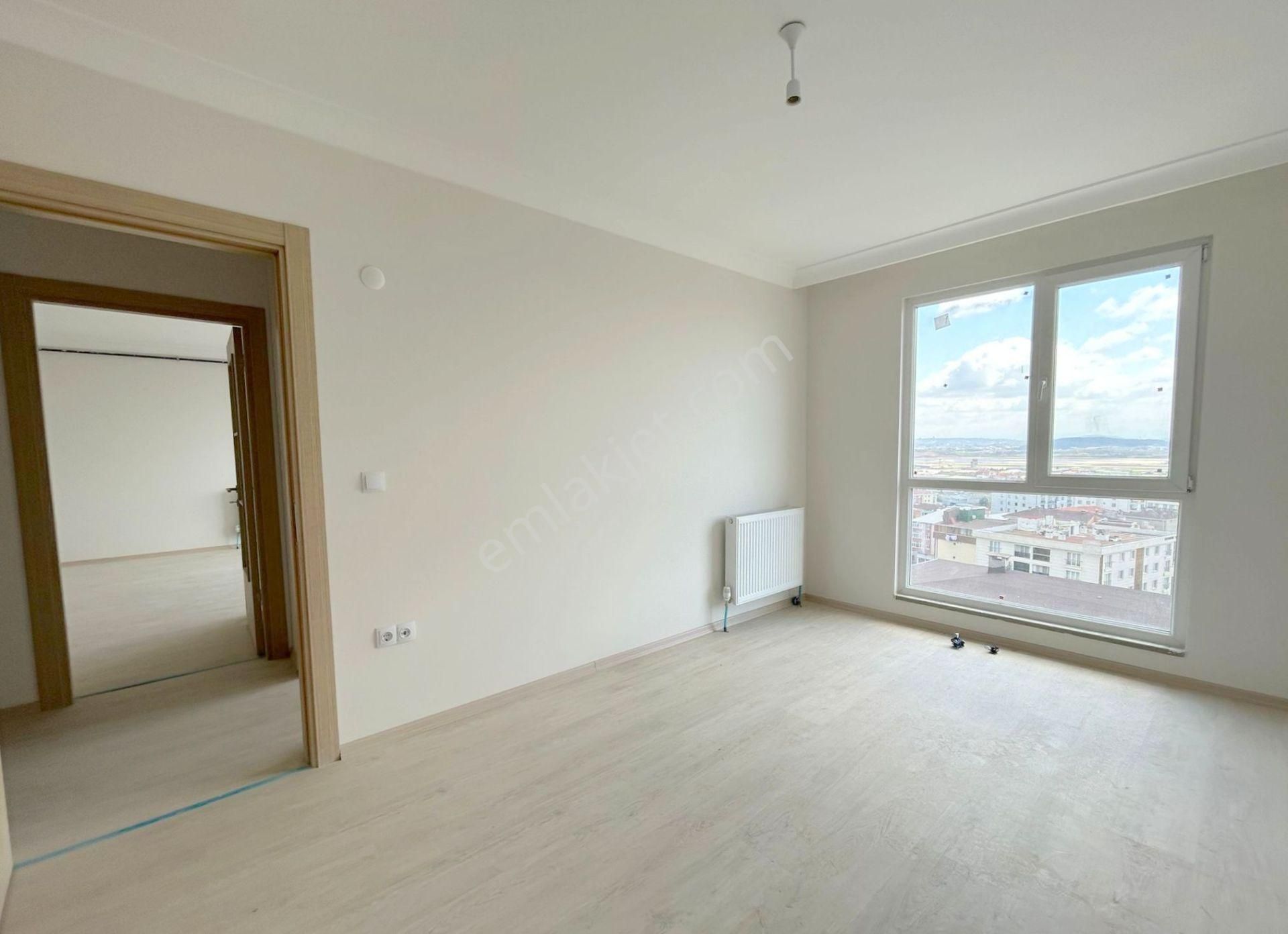 Mertcan'dan Havuzlu Güvenlikli Sitede Ara Kat 2+1 Daire - Görsel 3