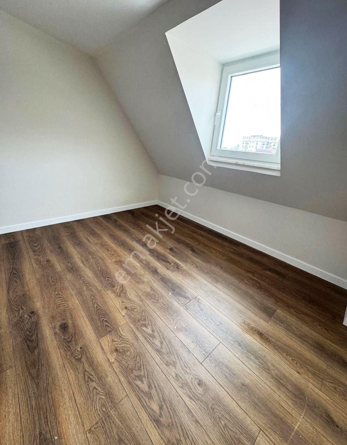 Adnan Kahveci Metroya Yürüme 2 Ayrı Girişli İskanlı 4+2 Dubleks - Görsel 14