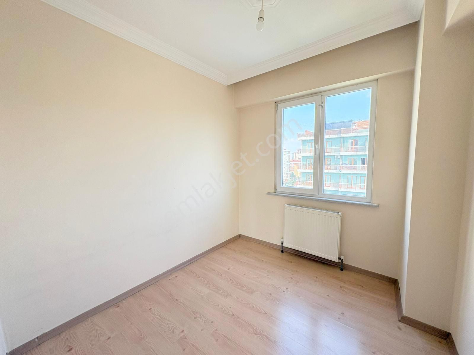 Mertcan'dan Kurtköy Mah.caddeye 1dk İskanlı Ara Kat Balkonlu 2+1 - Görsel 14