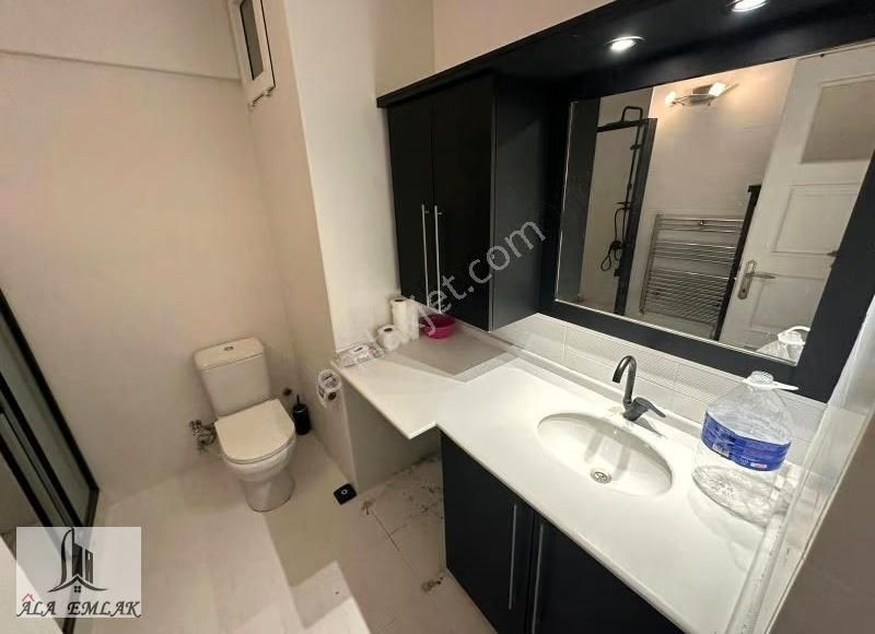 Basın Sitesi'nde Geniş 3+1 Asansörlü Ara Kat Deniz Manzaralı - Görsel 11