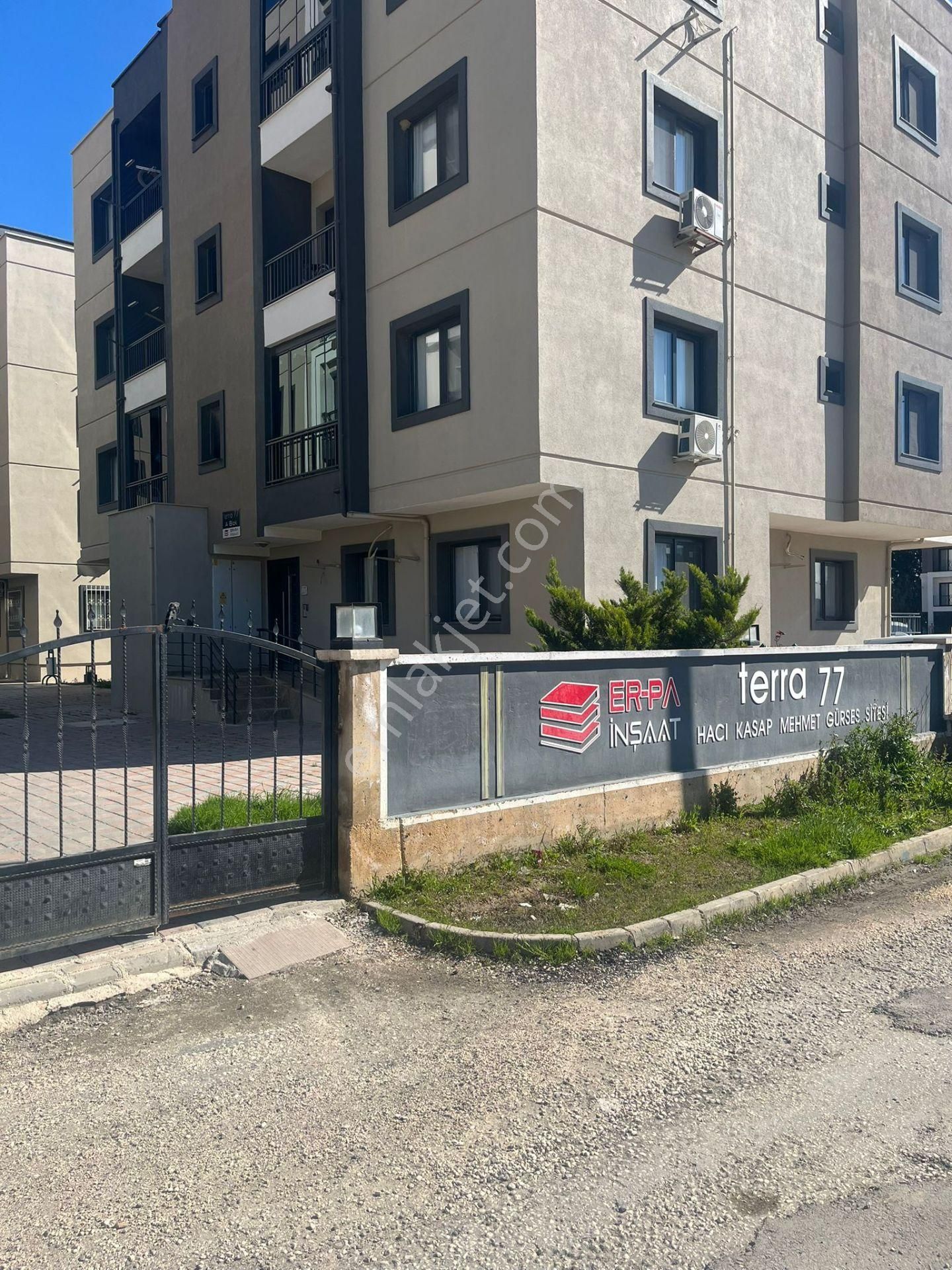 Silifke/göksu Mahallesi 4+1 Site İçerisinde Kiralık Daire - Görsel 2