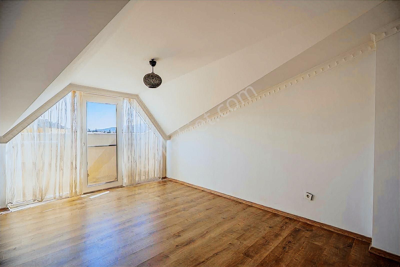 Çolakoğlu Palmiye Sitesinde 3+1 Satılık Dubleks Daire - Görsel 24