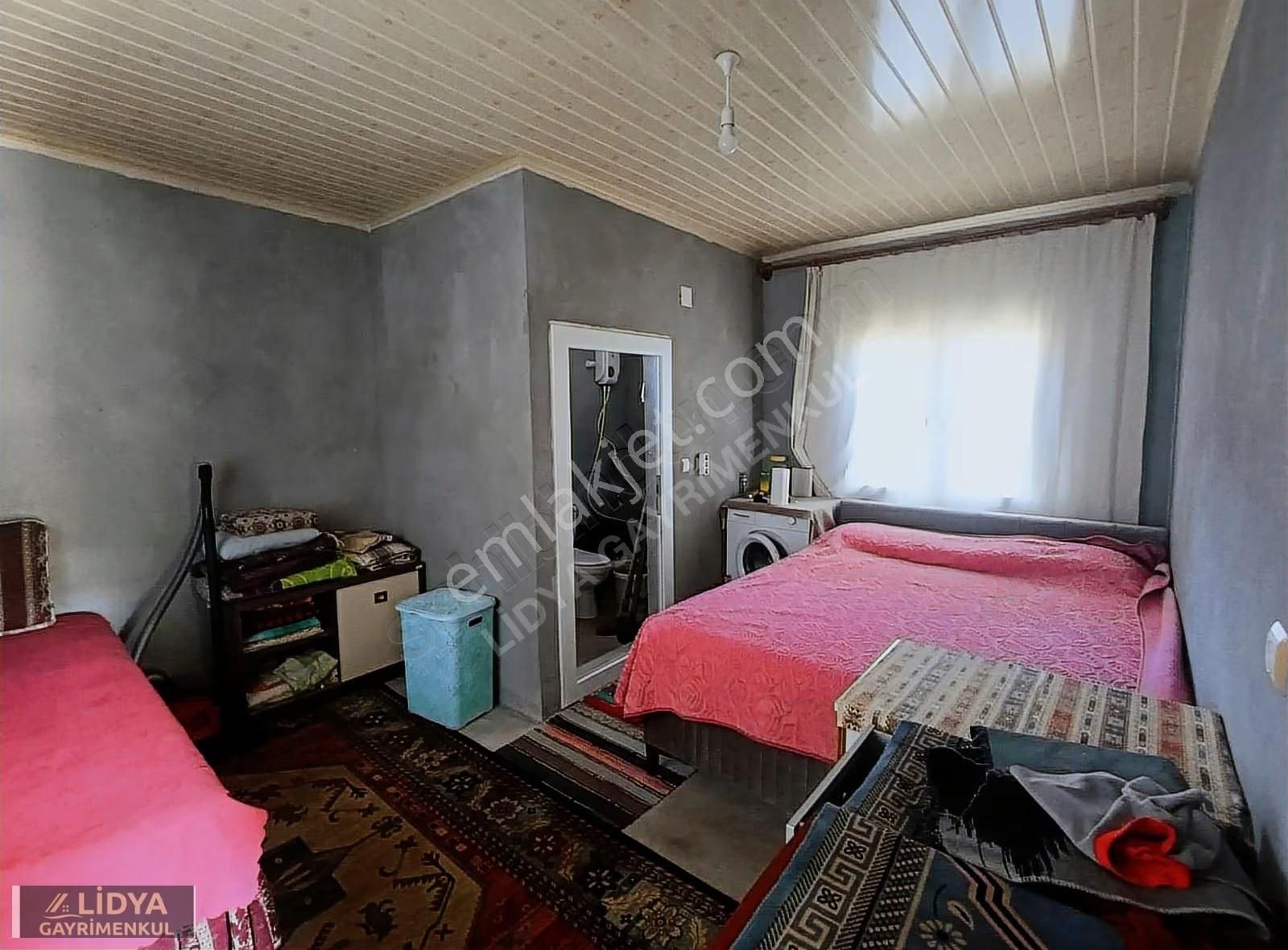 211 M2 Arsa Ve Müstakil Ev Aboneleri Mevcut - Görsel 2