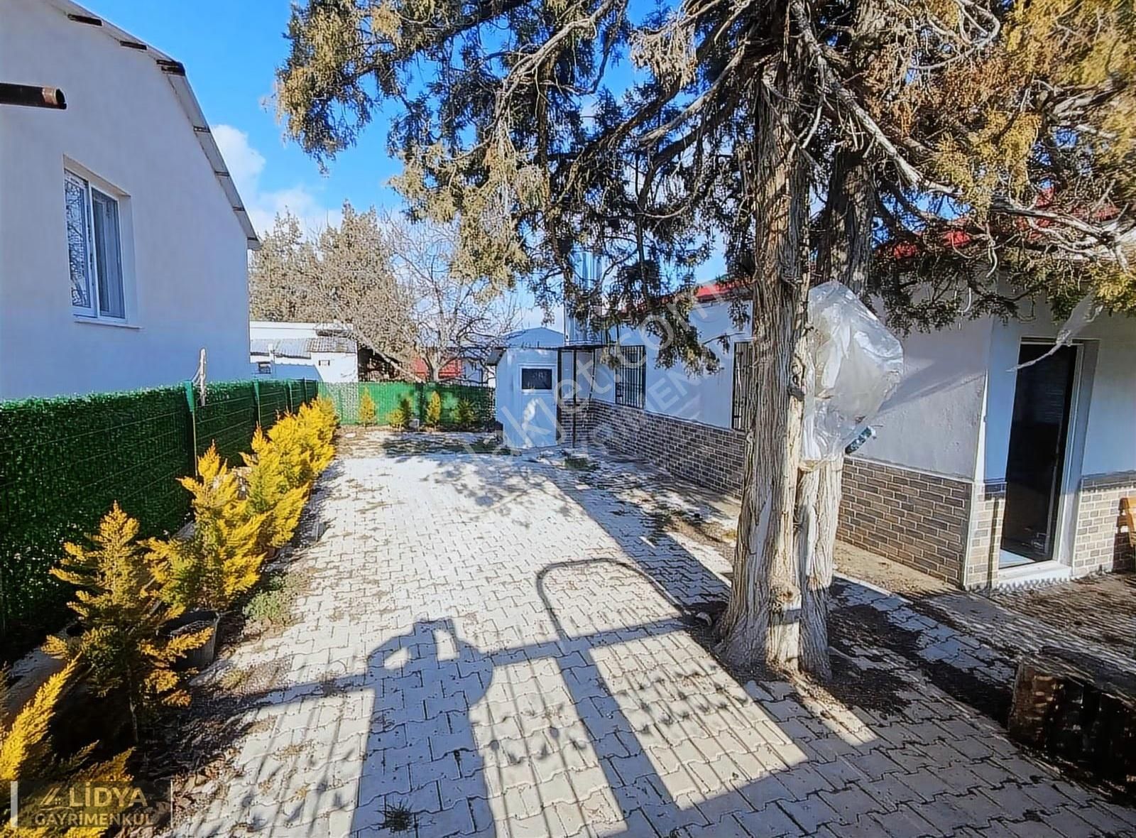 211 M2 Arsa Ve Müstakil Ev Aboneleri Mevcut - Görsel 6