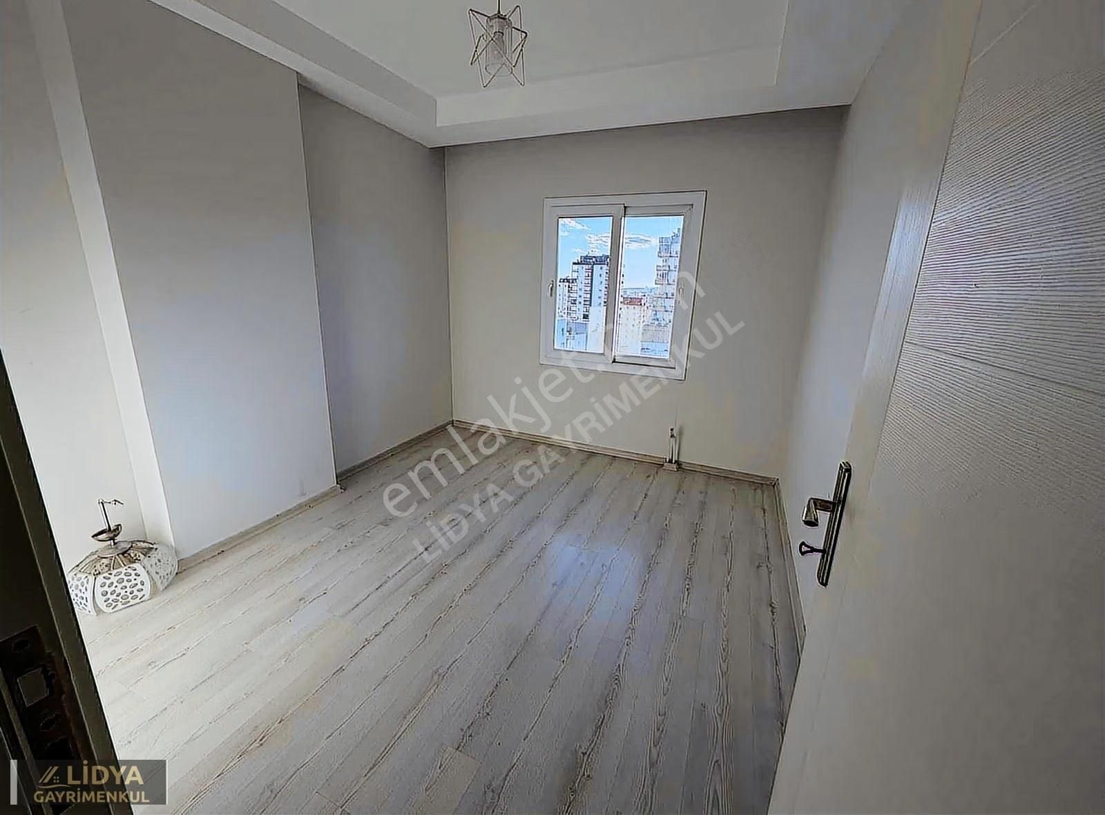 Satılık Geniş 2+1 - Görsel 4