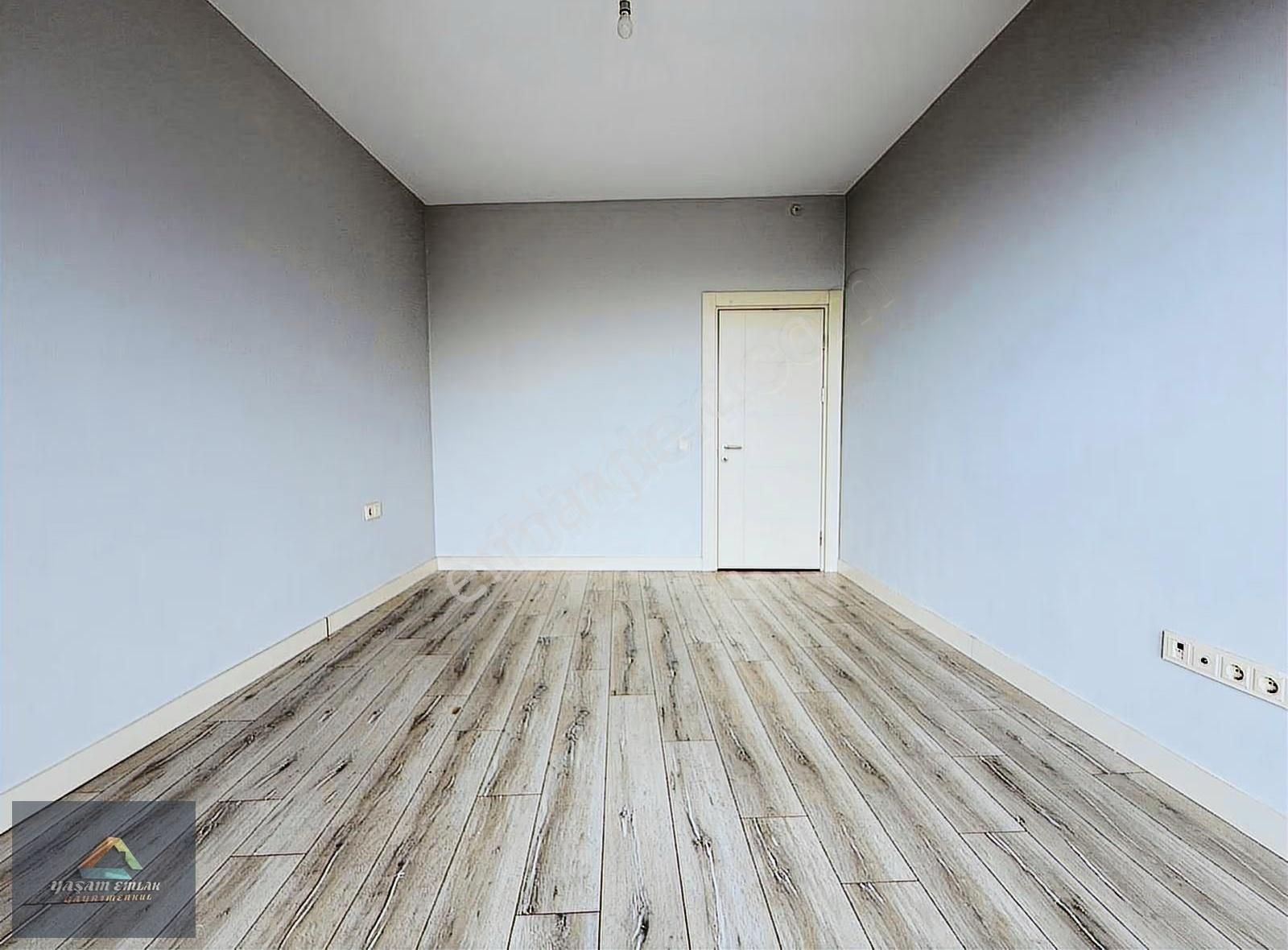 Yaşam'dan Kartal 101 De Ara Kat 1+1 Satılık Lüks Daire - Görsel 7