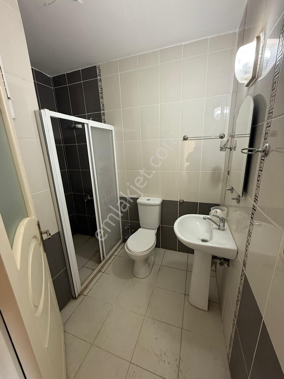 Silifke/göksu Mahallesi 3+1 Kiralık Daire (depozito Yok) - Görsel 15
